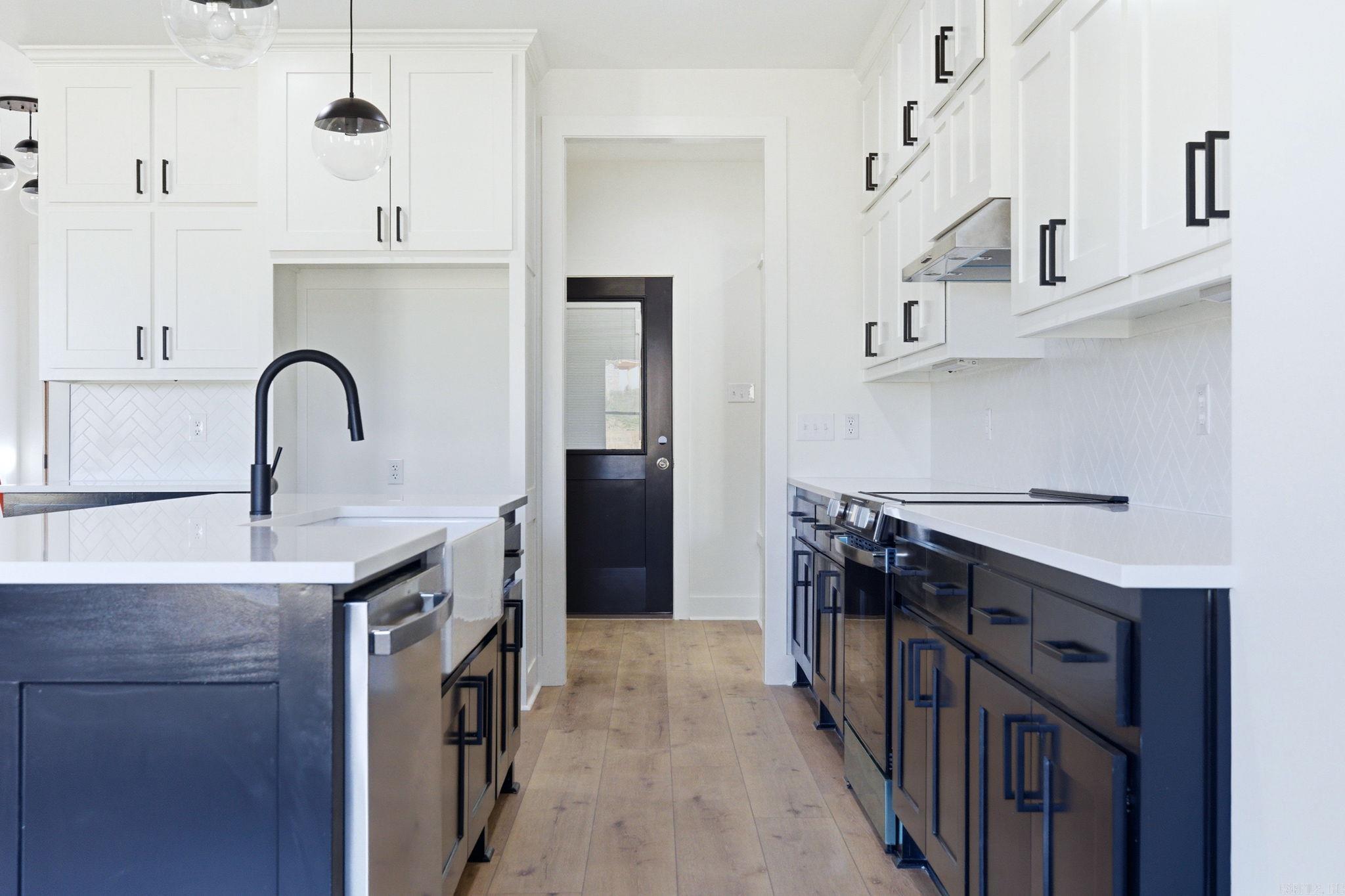 HIDDEN VALLEY ESTATES - Residential