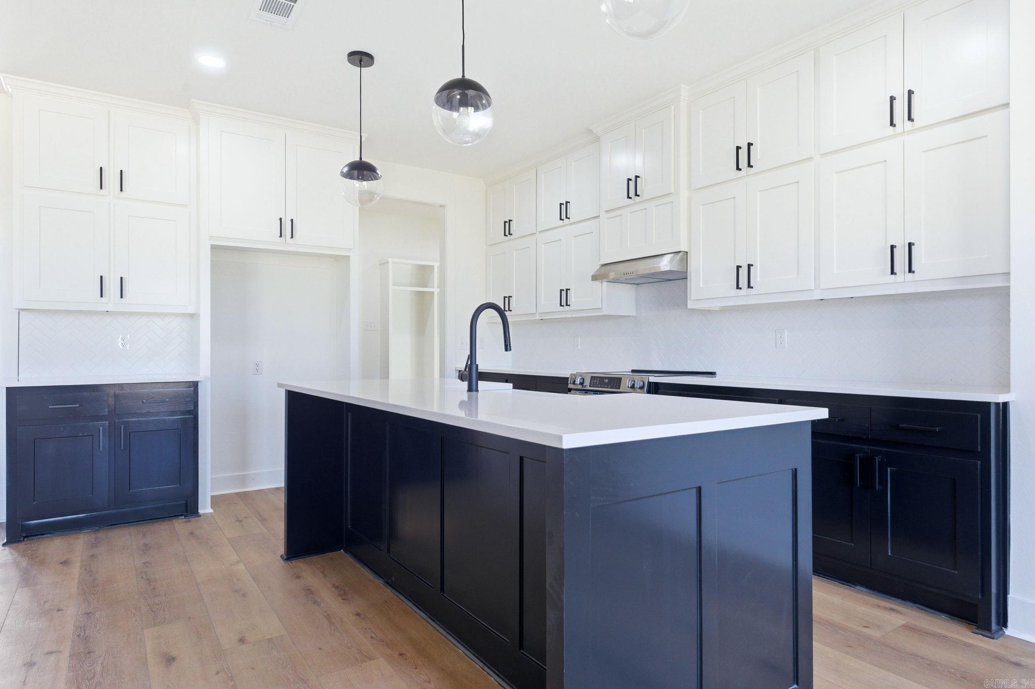 HIDDEN VALLEY ESTATES - Residential