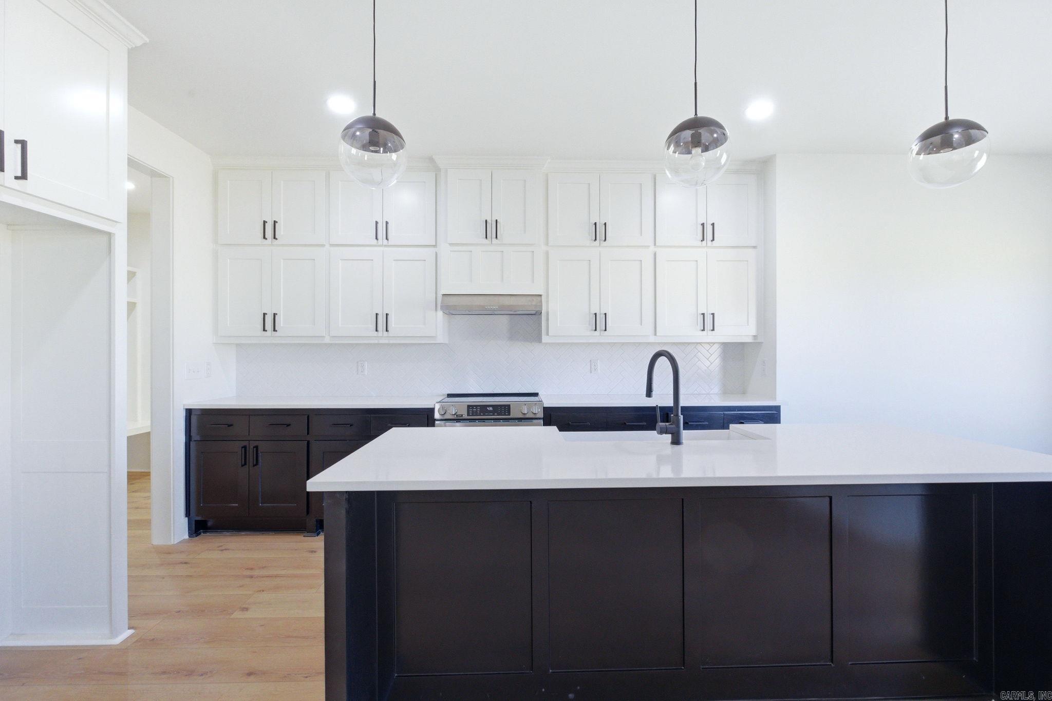 HIDDEN VALLEY ESTATES - Residential