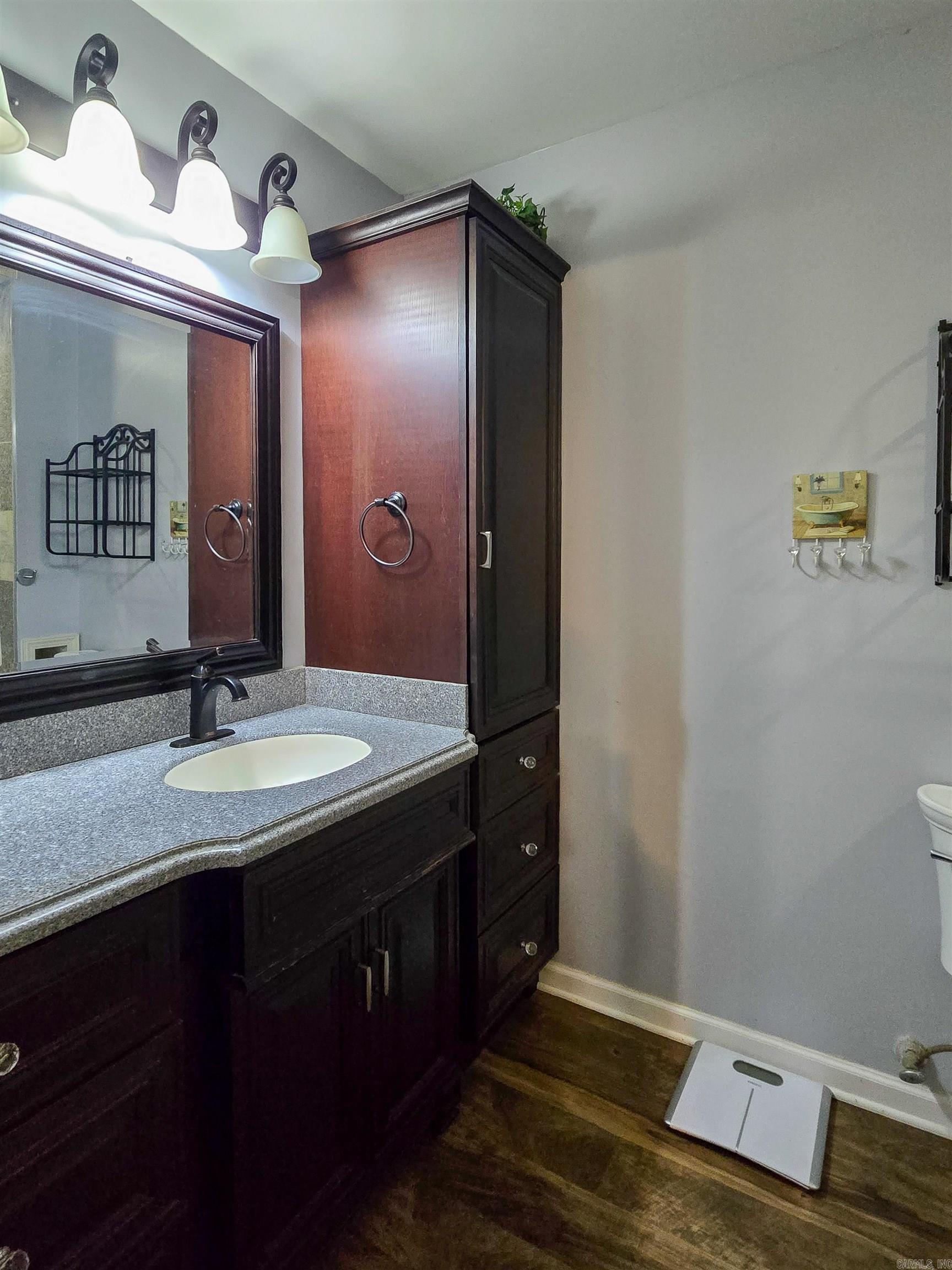 CHAPMAN & DEWEY RIVERSIDE - Residential