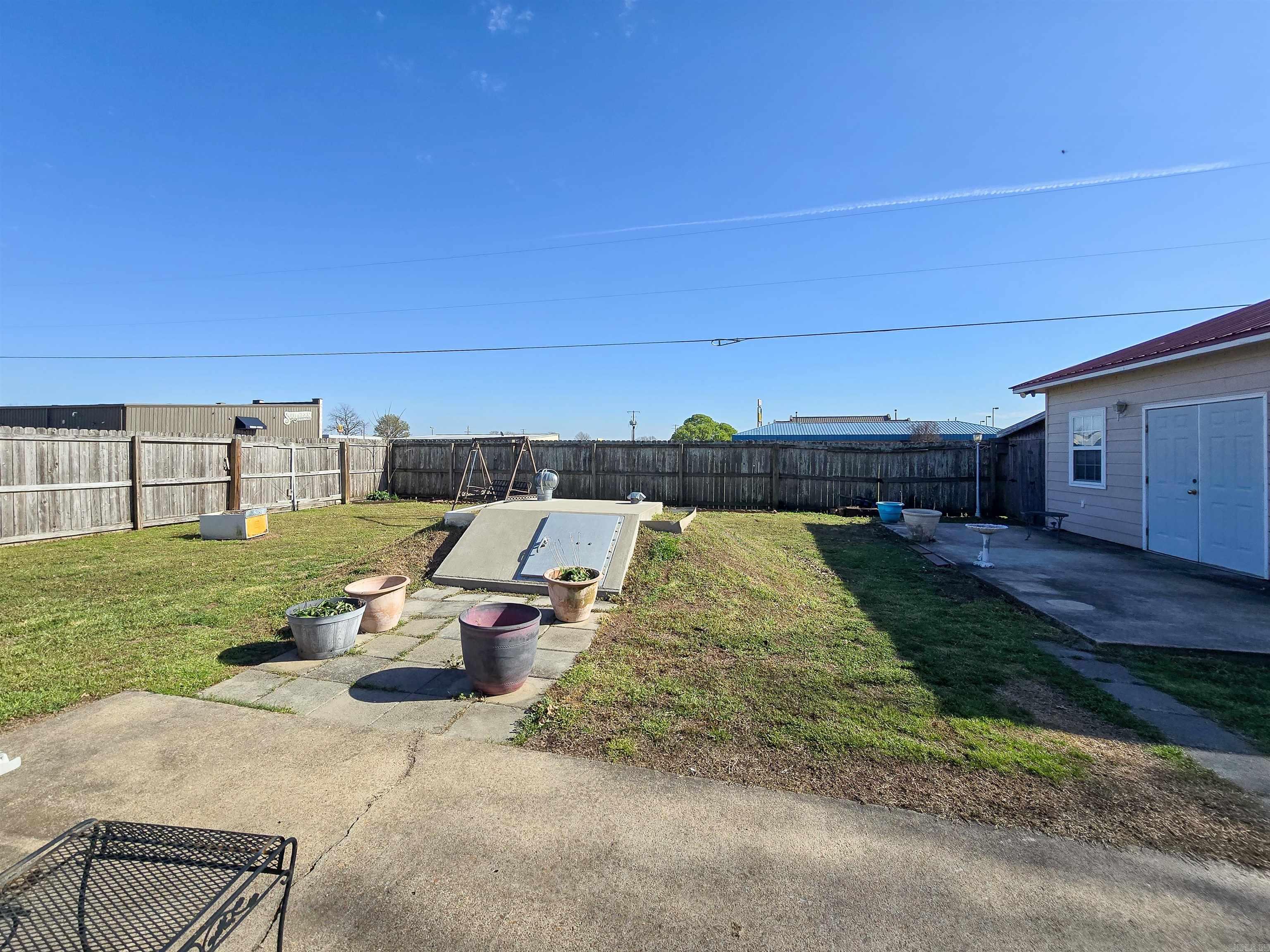 CHAPMAN & DEWEY RIVERSIDE - Residential