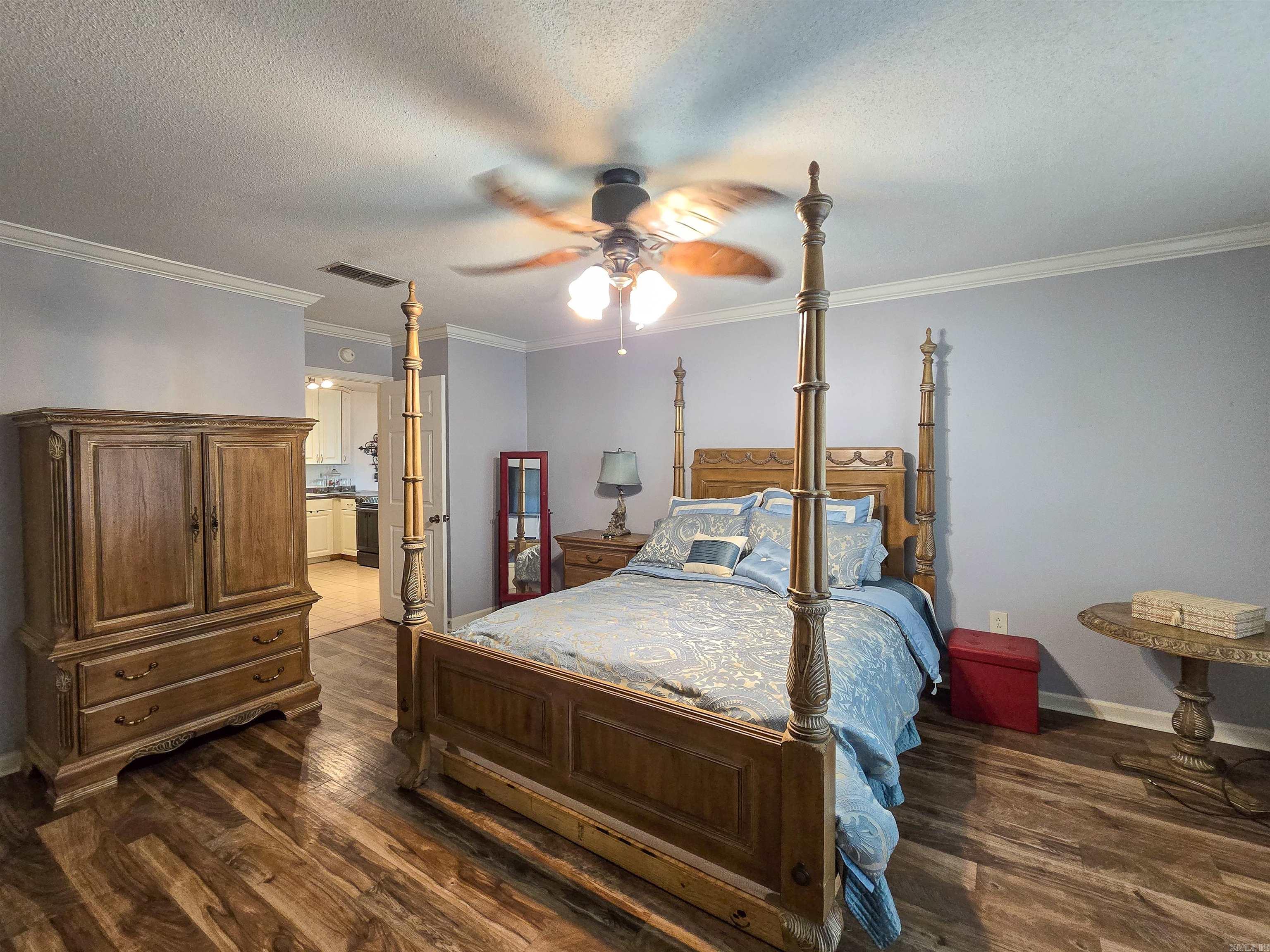 CHAPMAN & DEWEY RIVERSIDE - Residential