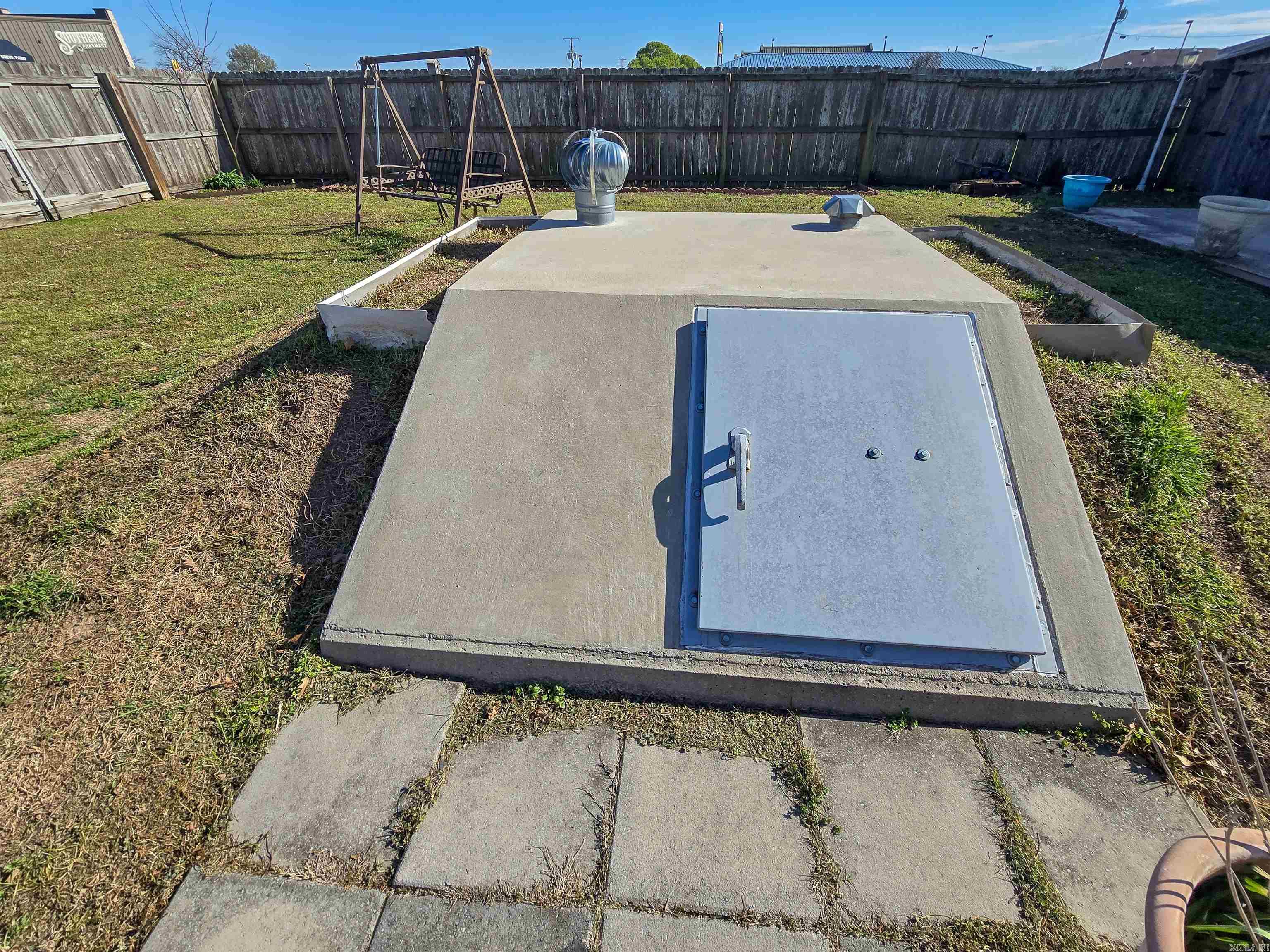 CHAPMAN & DEWEY RIVERSIDE - Residential