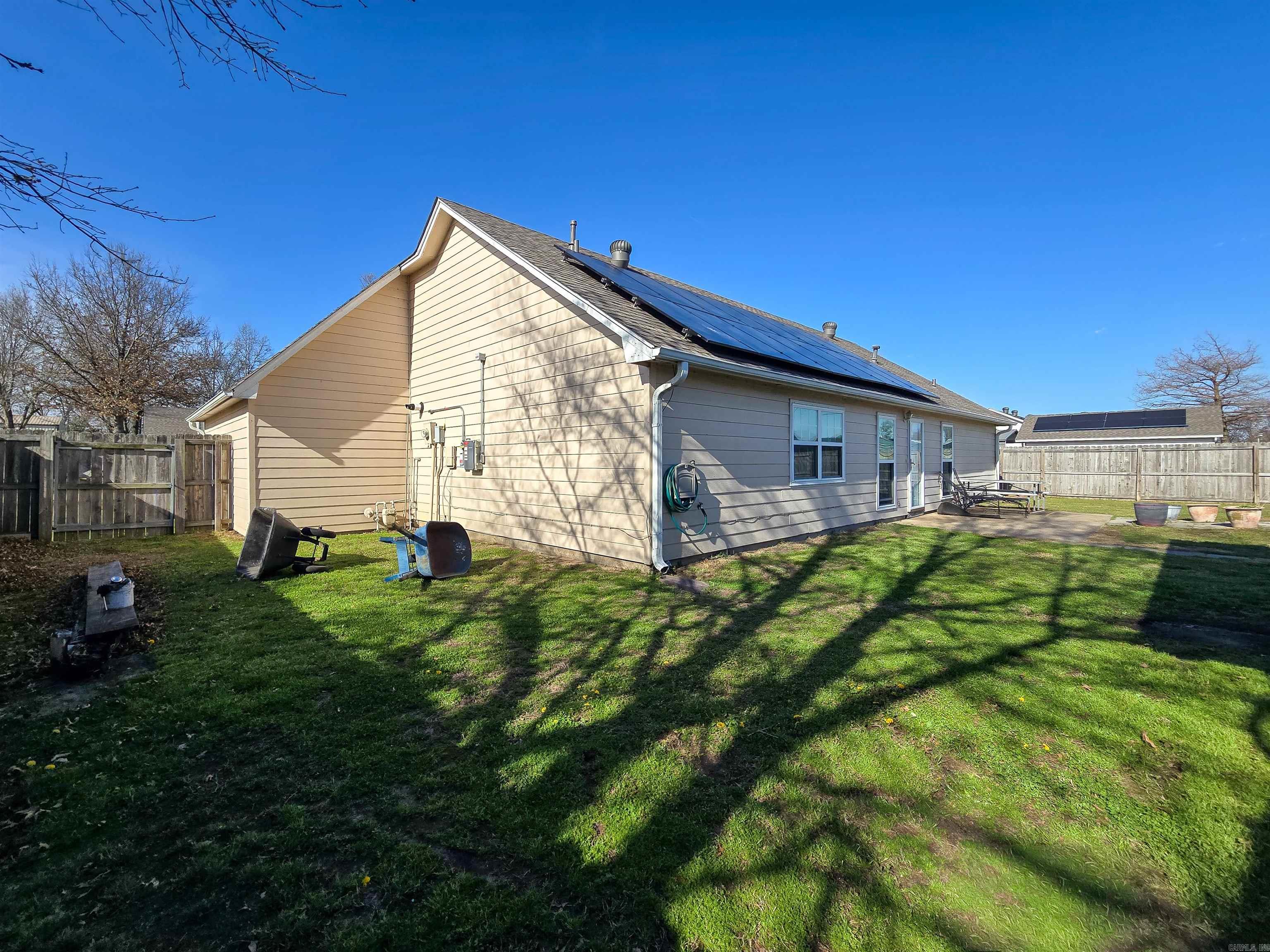 CHAPMAN & DEWEY RIVERSIDE - Residential