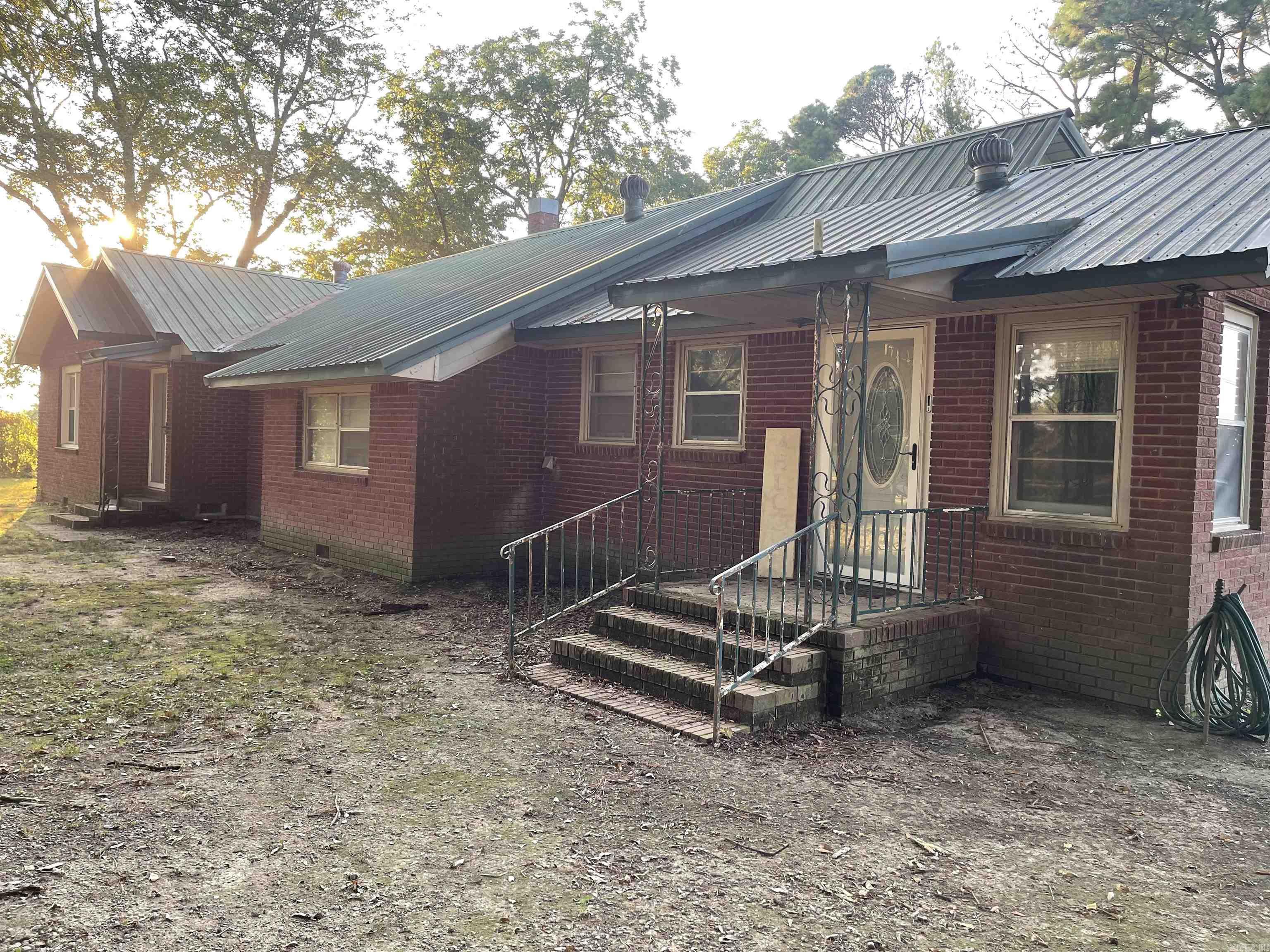 Country living at its finest. Donāt miss your opportunity on this 3 bed 2 bath home on an acre. Call today for a showing
