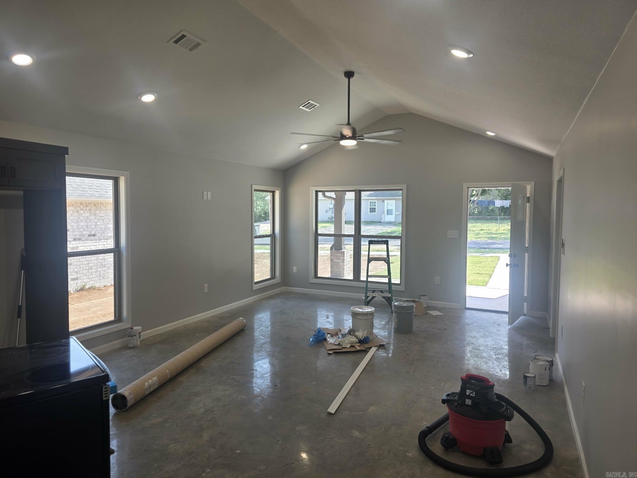 MCDONALDS - Residential