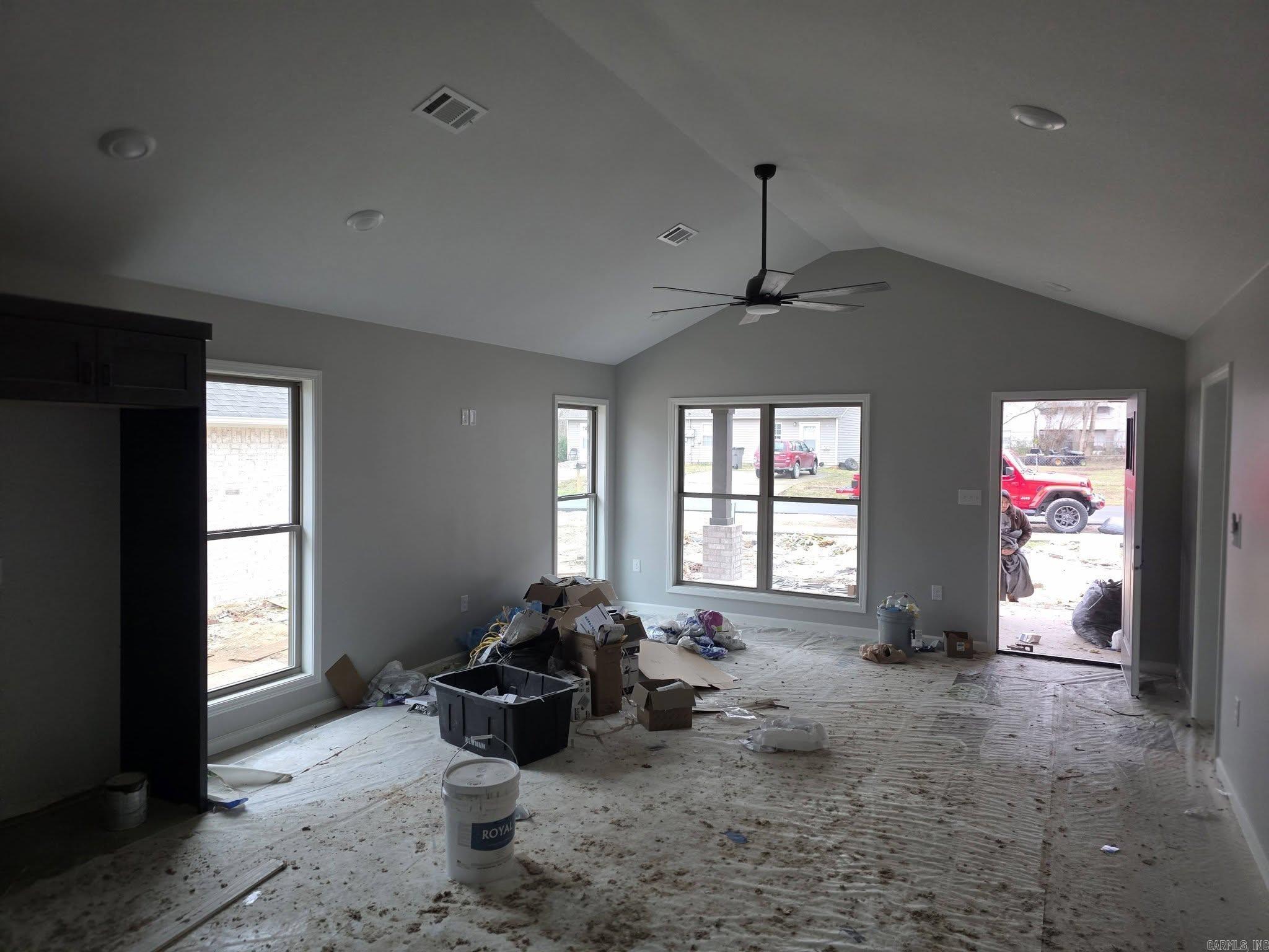 MCDONALDS - Residential