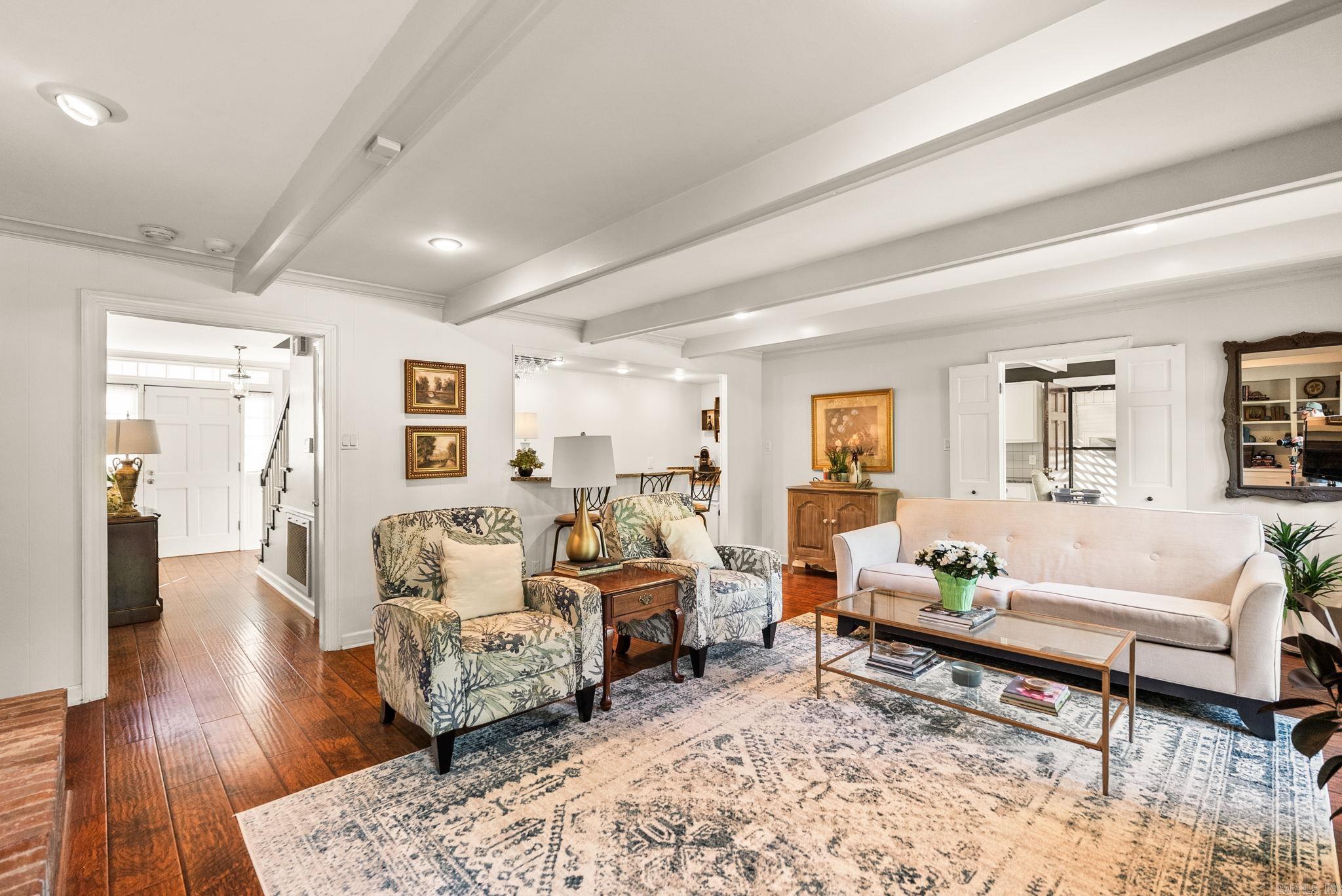 LONGLEA - Residential