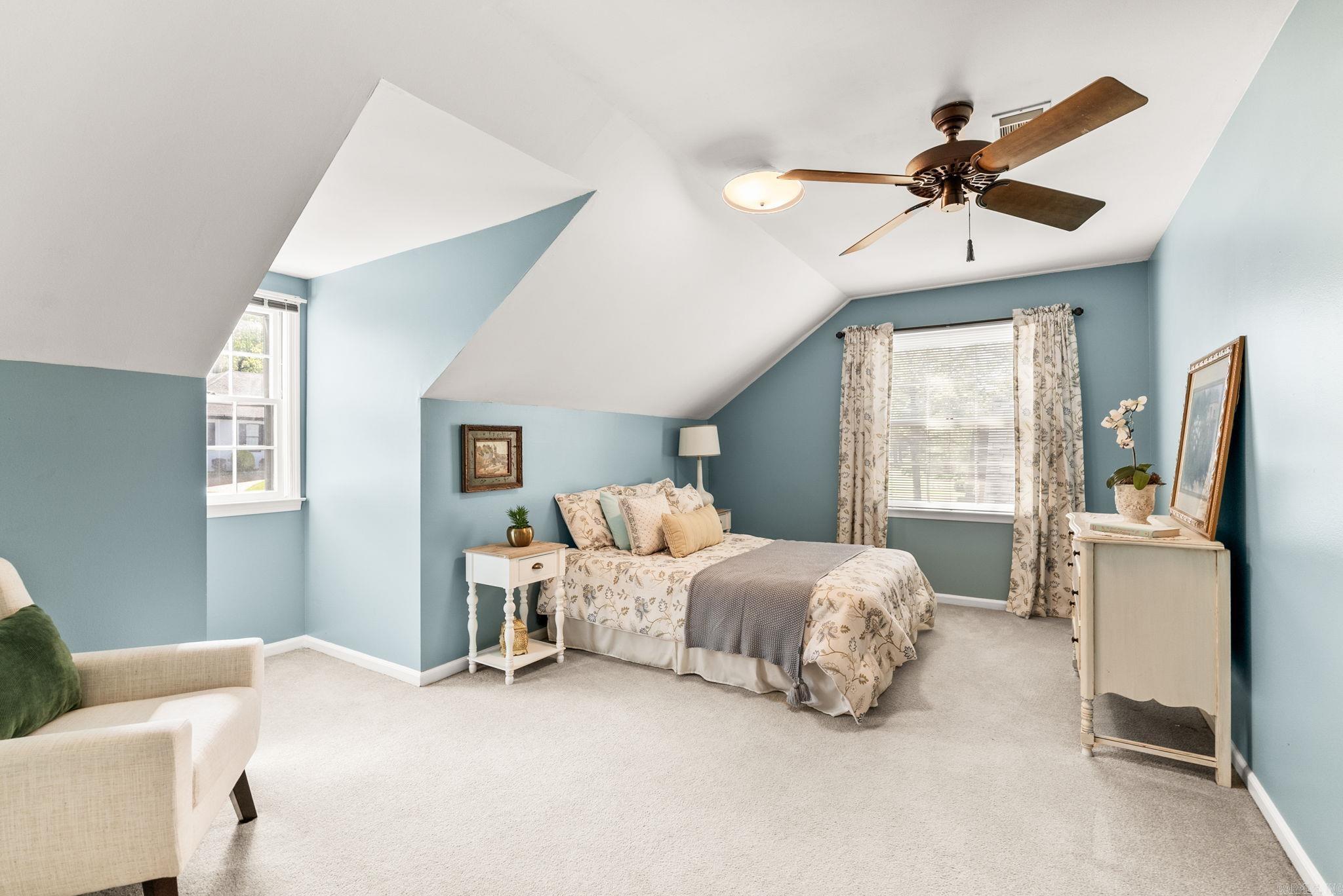 LONGLEA - Residential