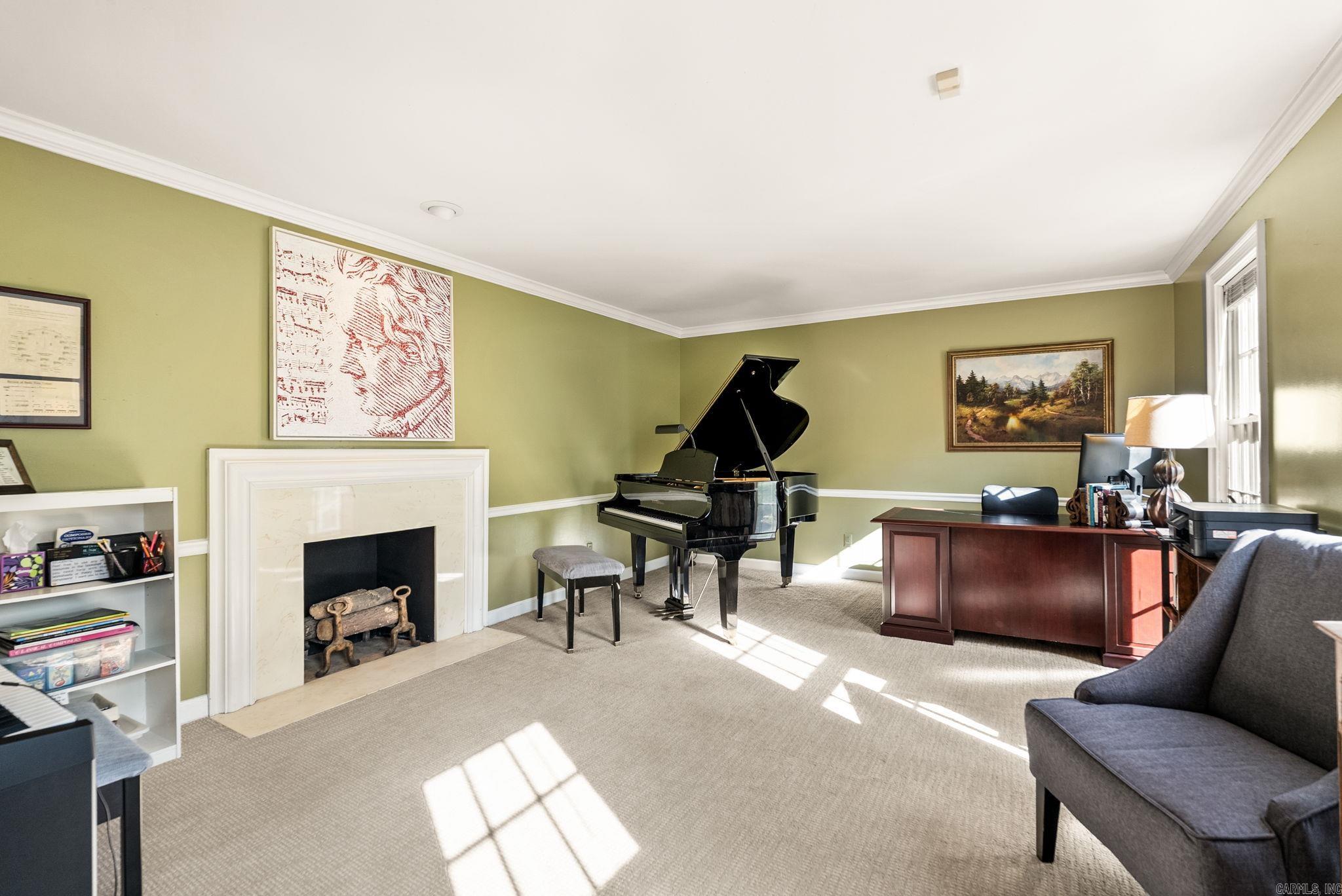 LONGLEA - Residential