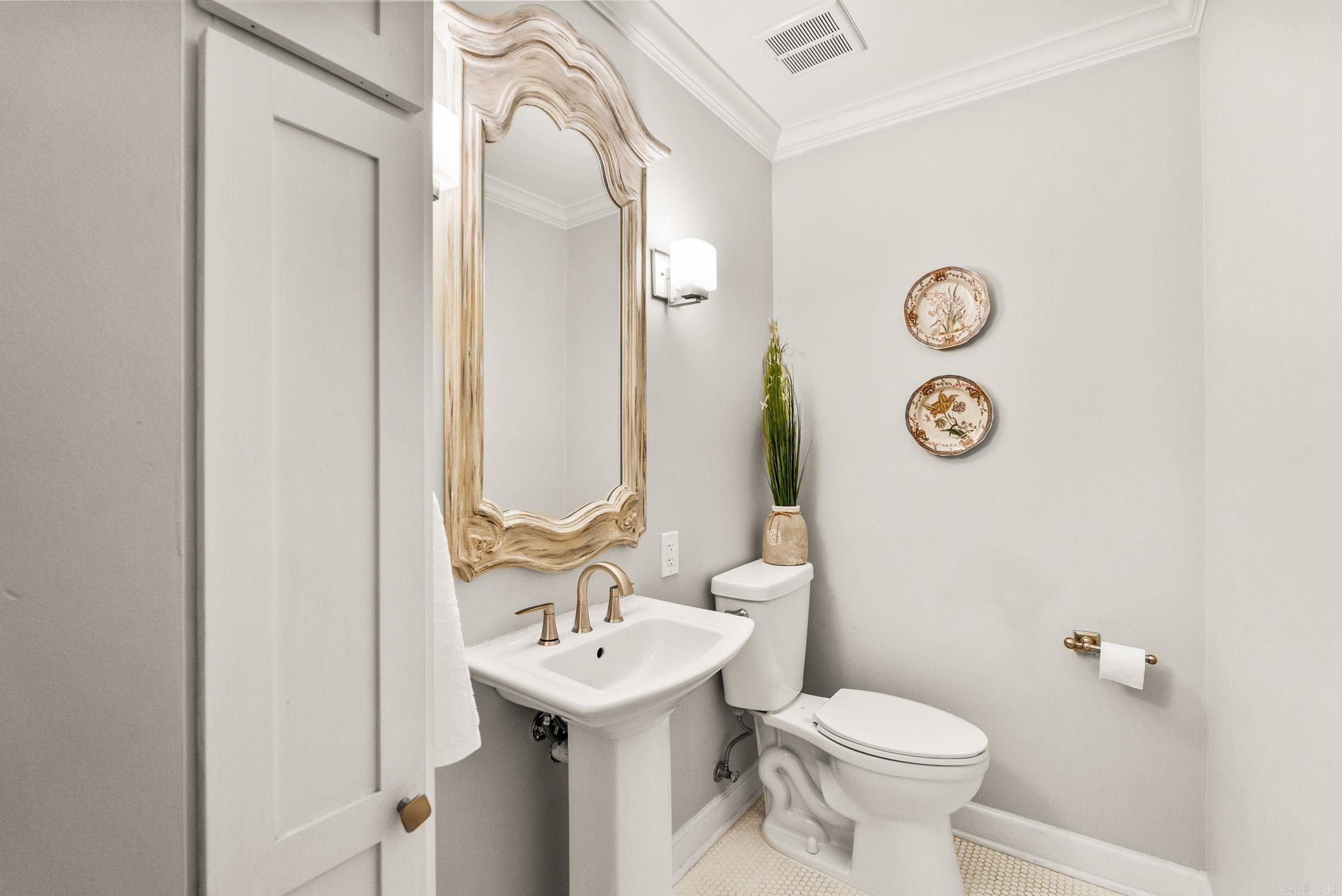 LONGLEA - Residential