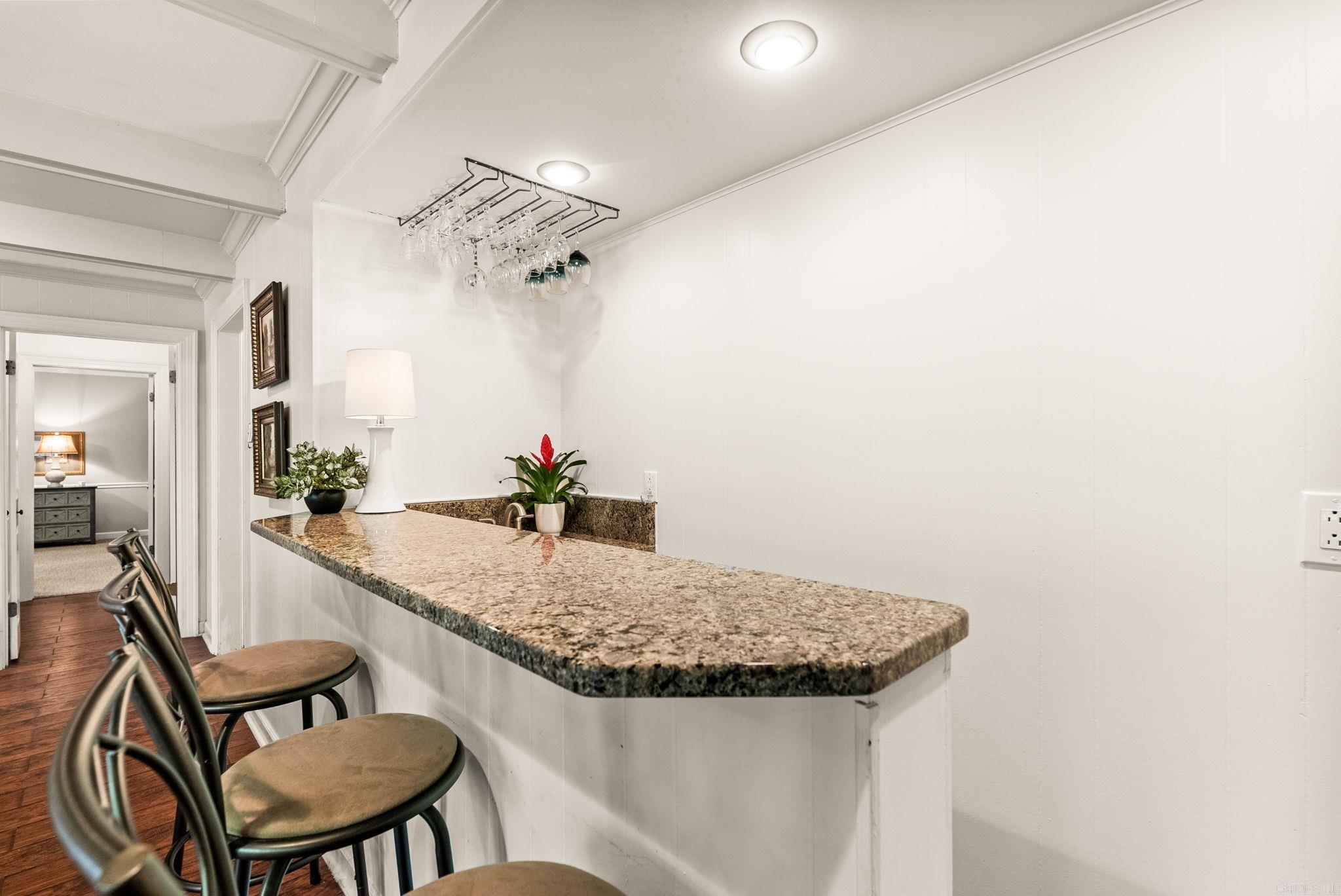 LONGLEA - Residential