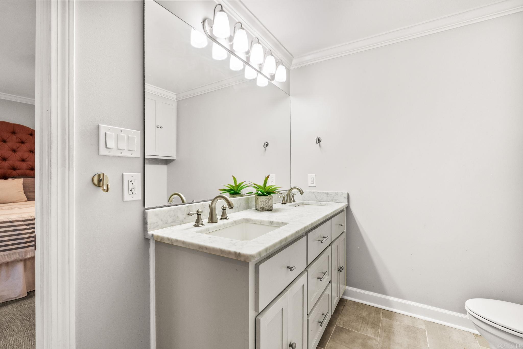 LONGLEA - Residential