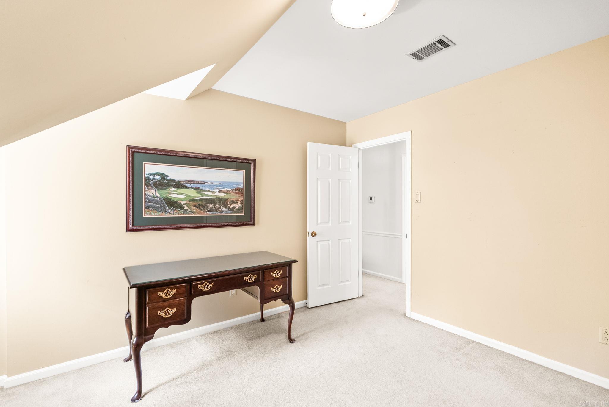 LONGLEA - Residential