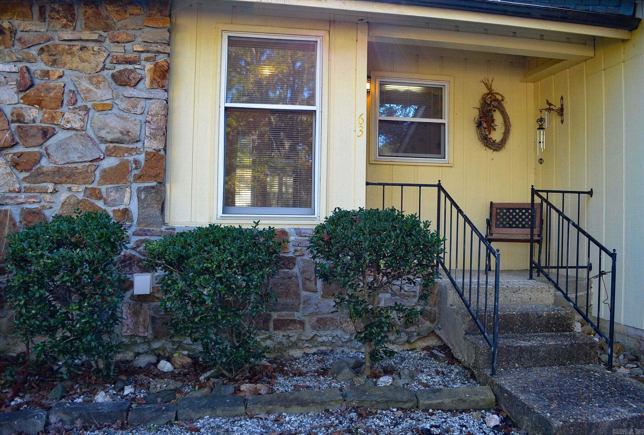 VALENCIA COURTS - Residential