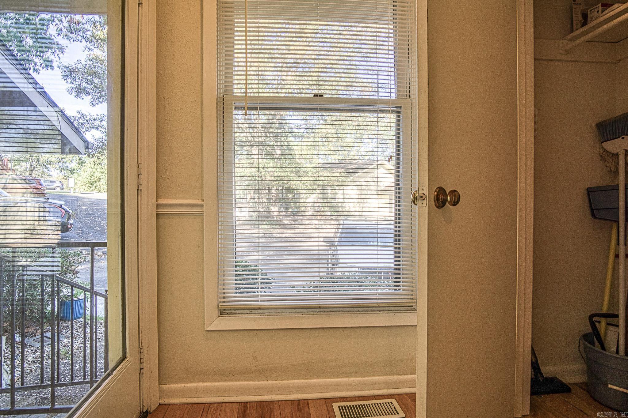 VALENCIA COURTS - Residential