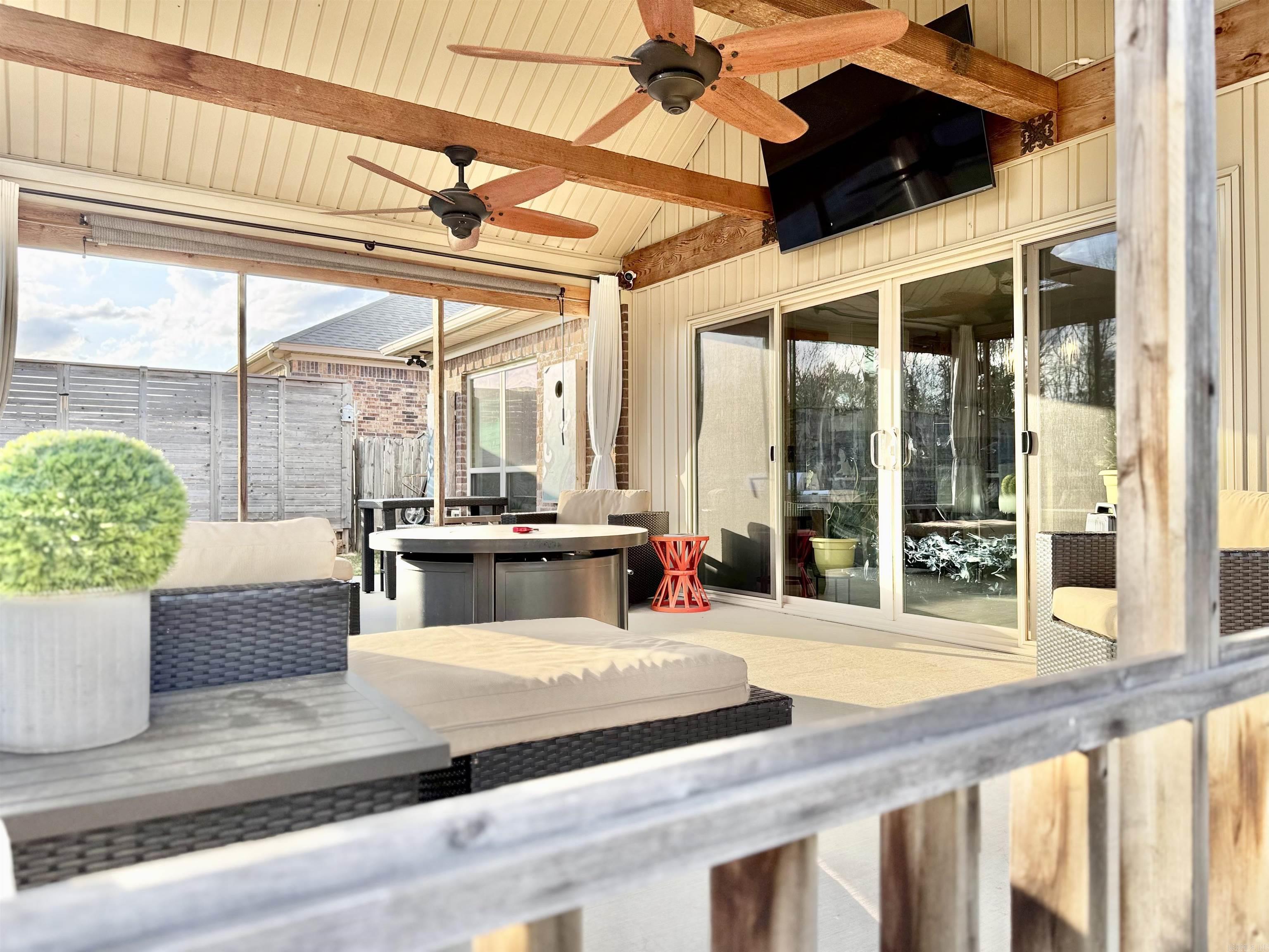 CROSS CREEK - Residential