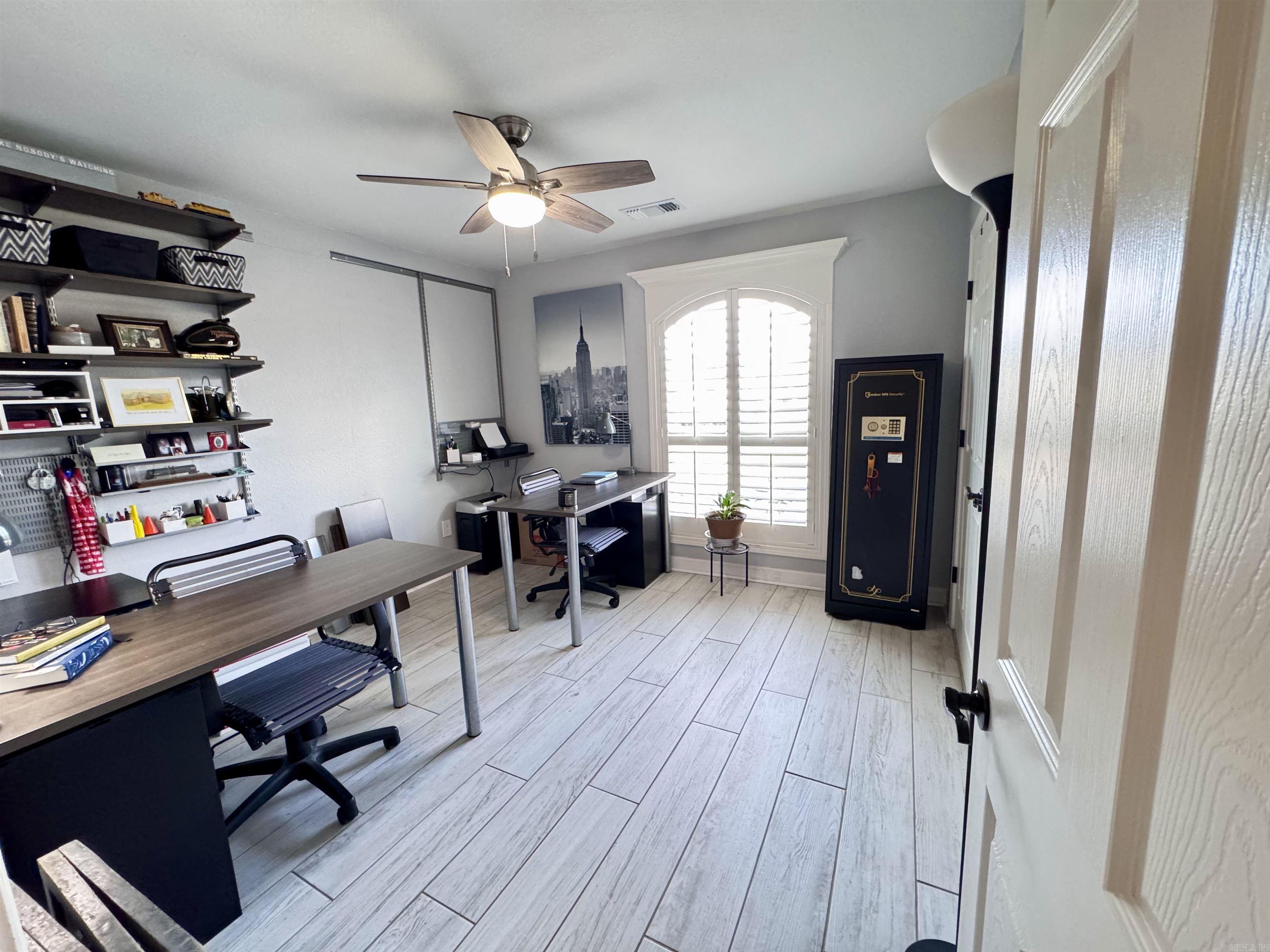 CROSS CREEK - Residential