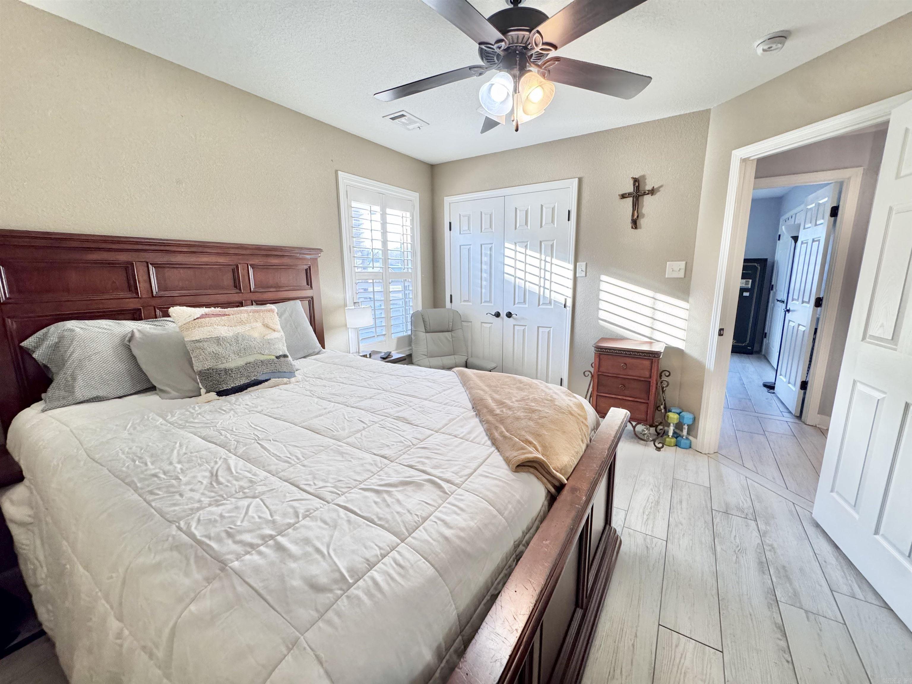 CROSS CREEK - Residential