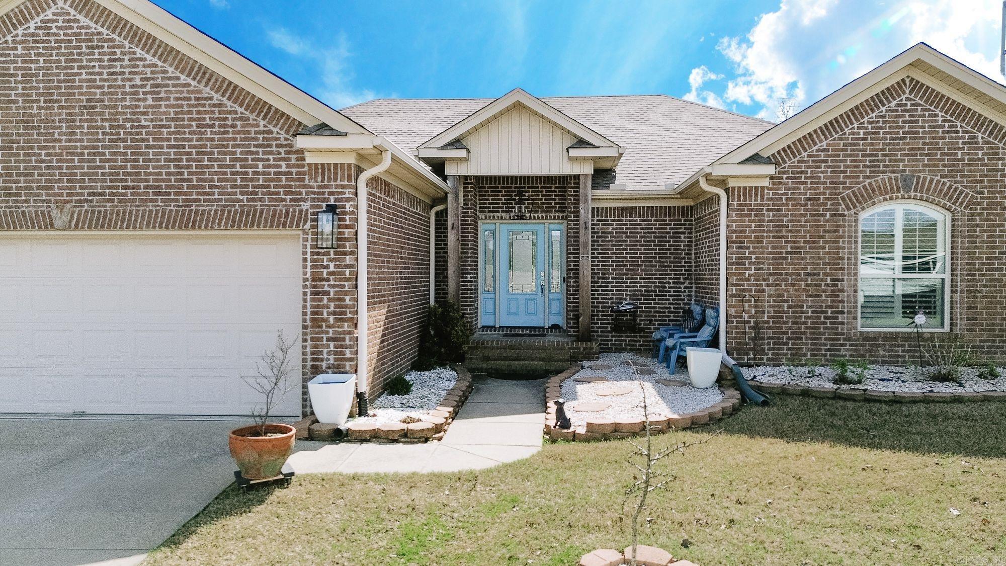 CROSS CREEK - Residential