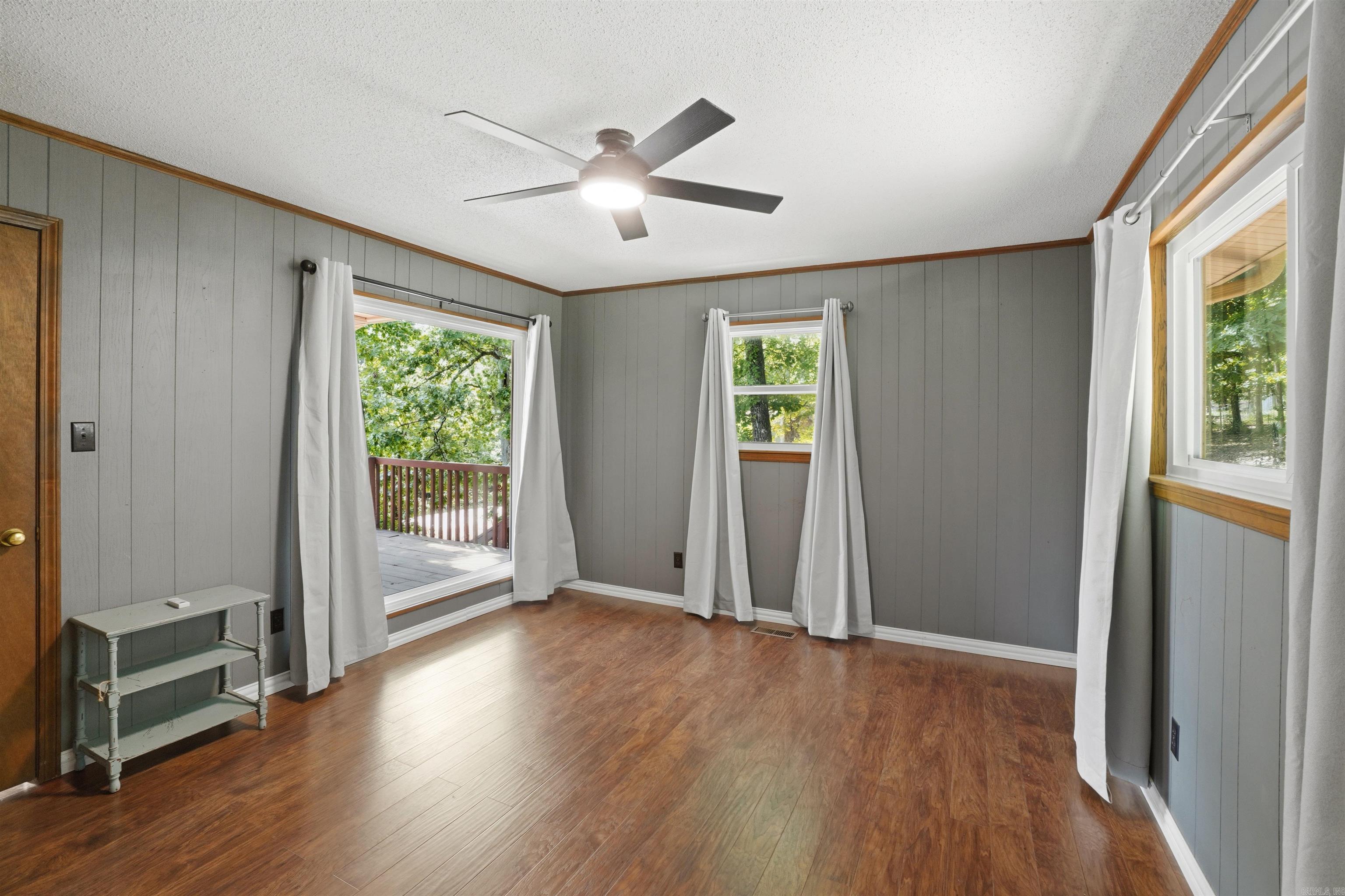 CHELSEA GLADE - Residential