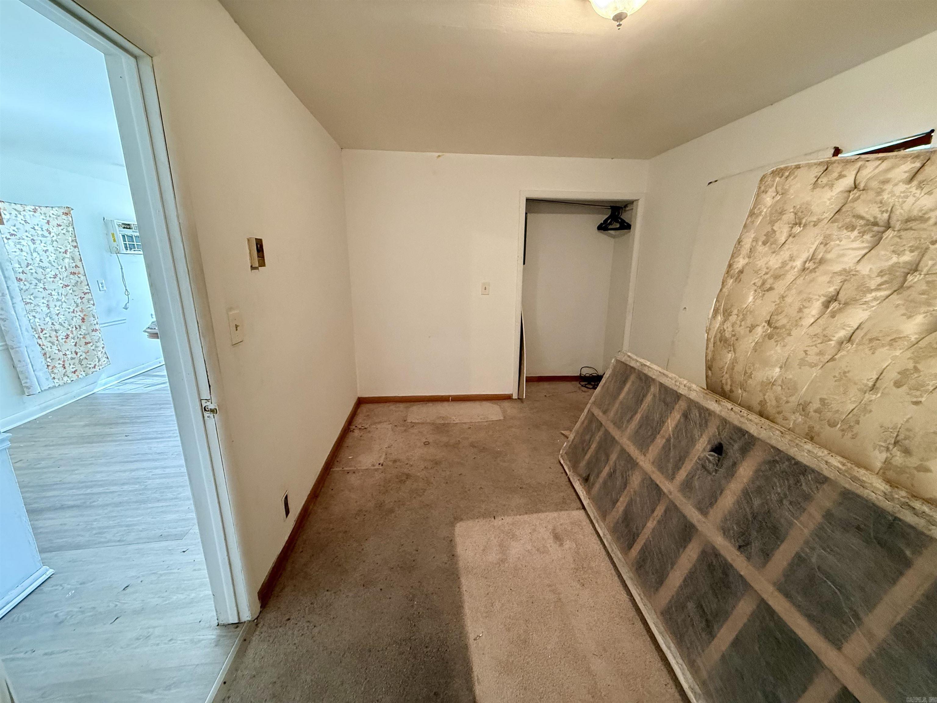 Lake View - Residential