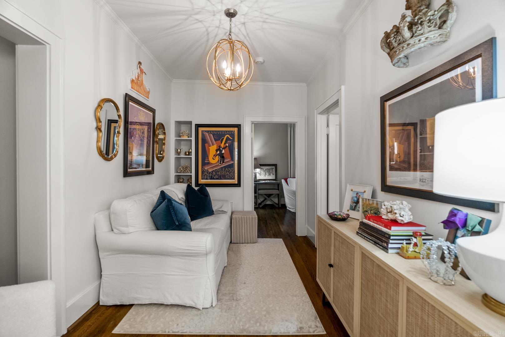 SHADOWLAWN - Residential