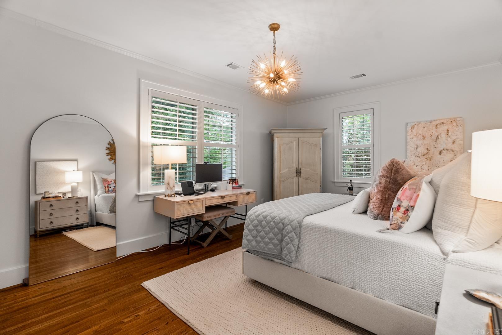 SHADOWLAWN - Residential