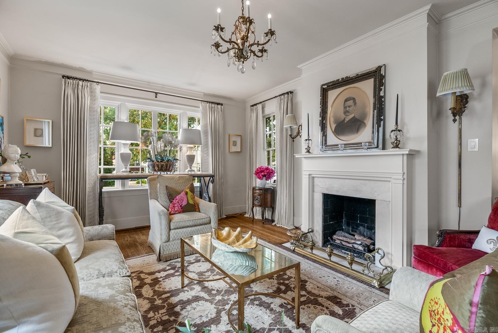 SHADOWLAWN - Residential