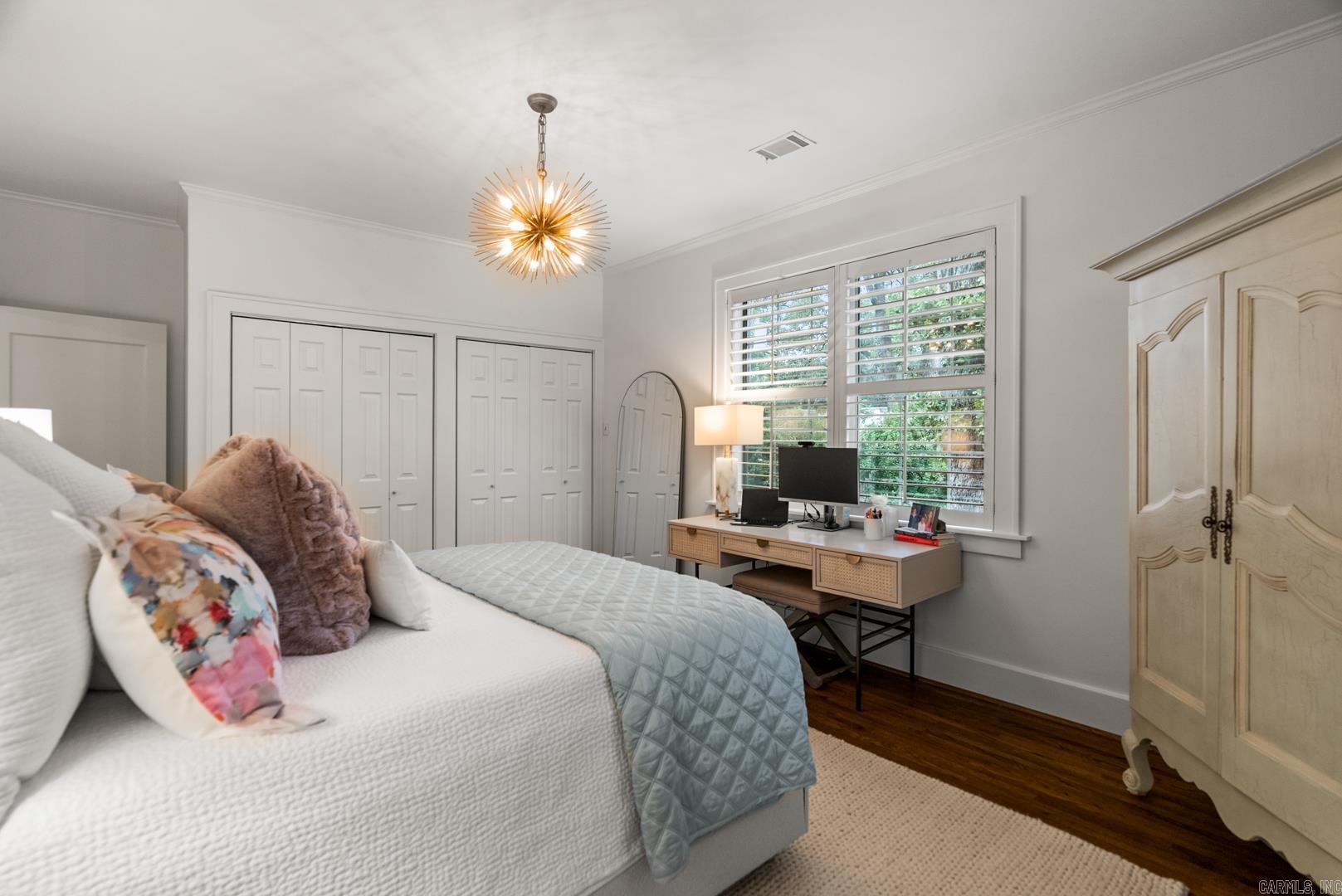 SHADOWLAWN - Residential