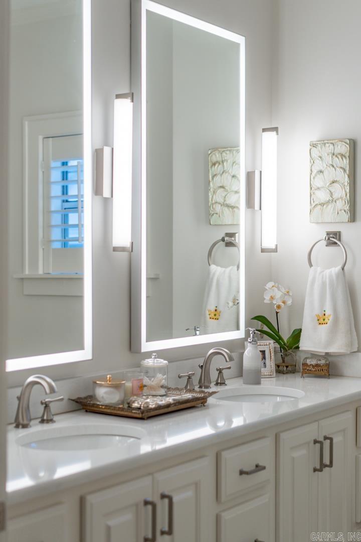 SHADOWLAWN - Residential