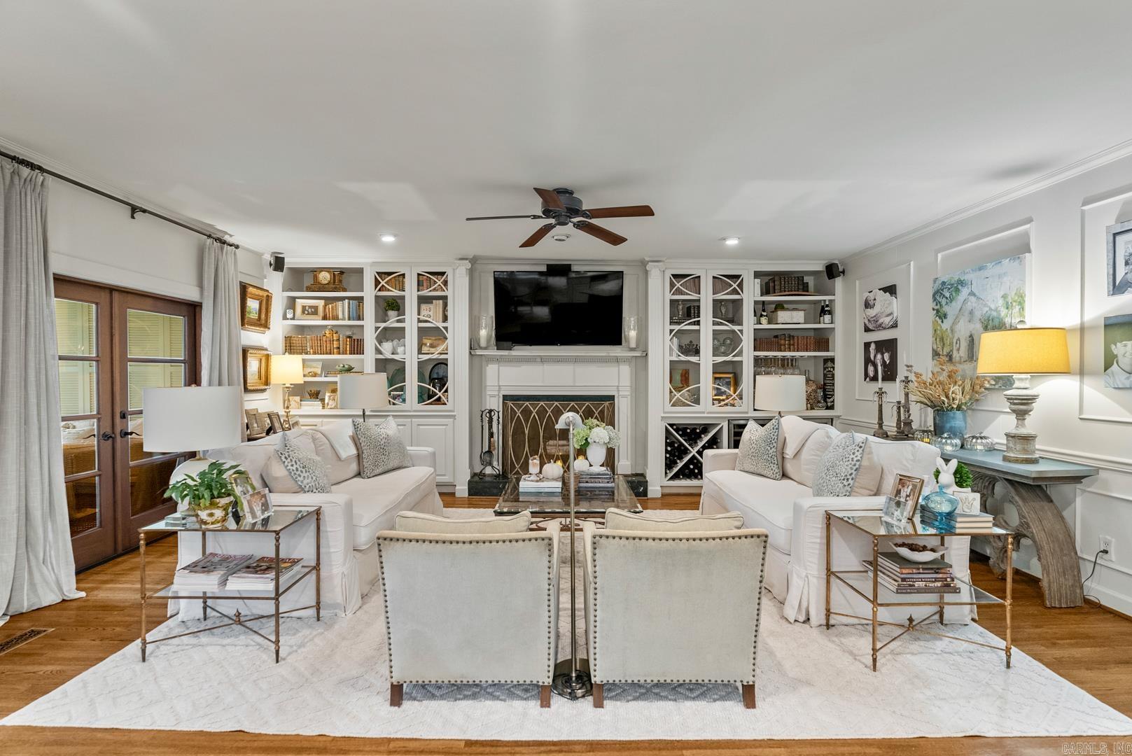 SHADOWLAWN - Residential