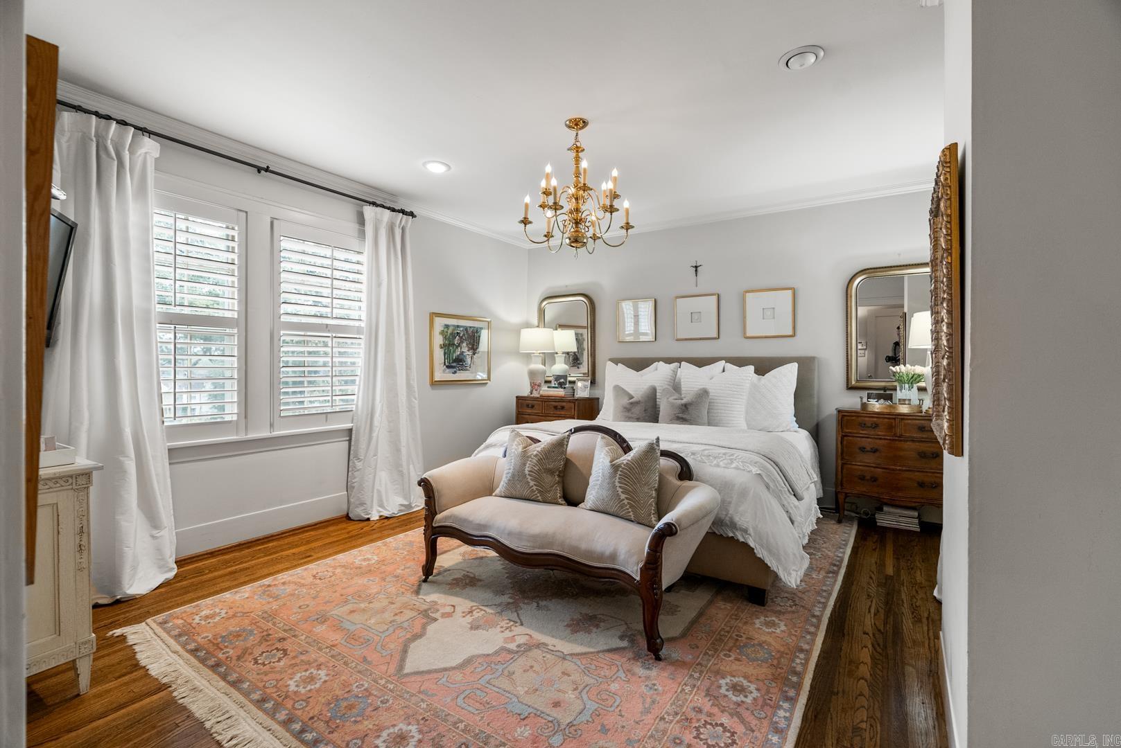 SHADOWLAWN - Residential