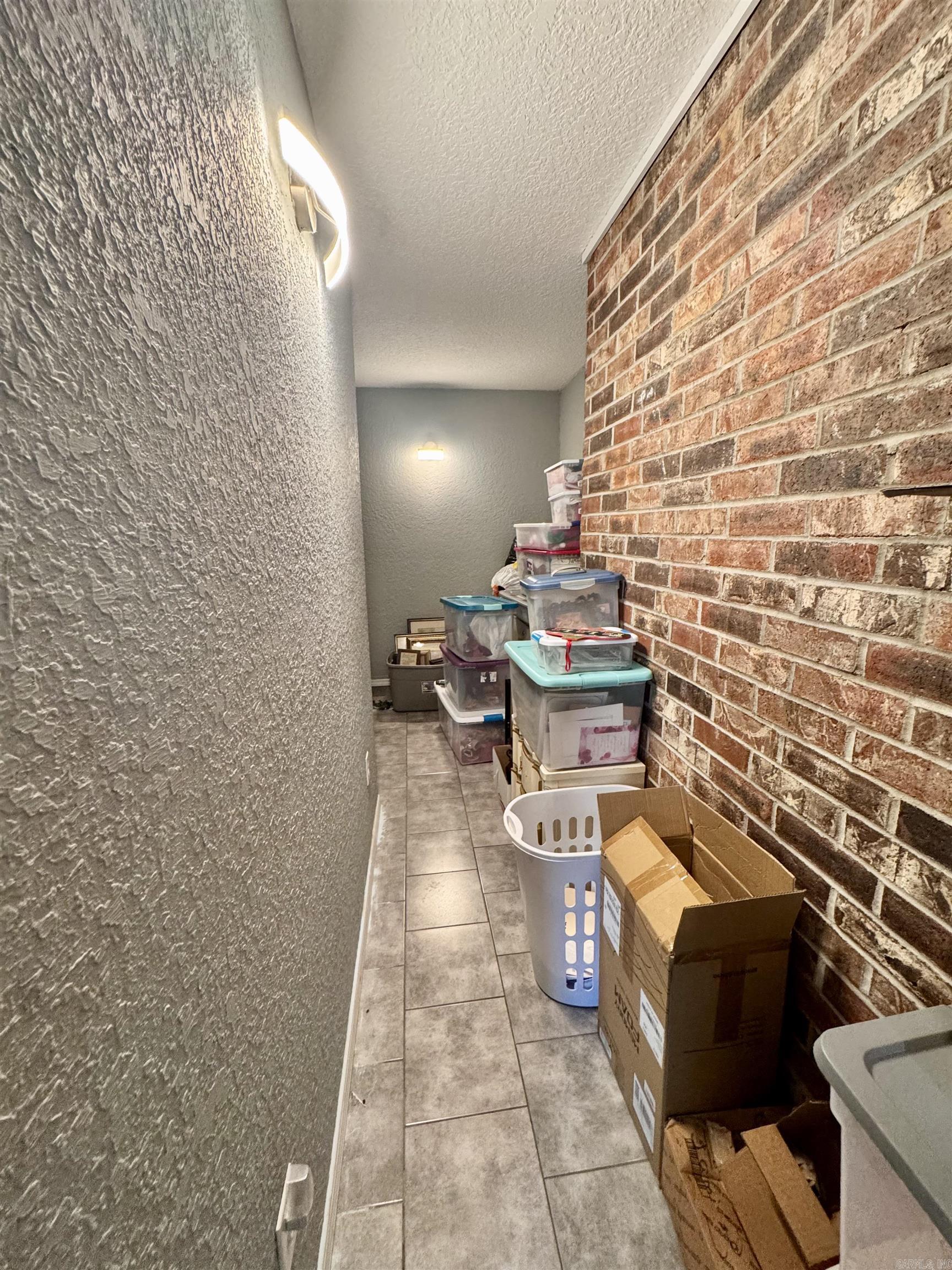 LEISURE ESTATES SUBDIVISION PH - Residential