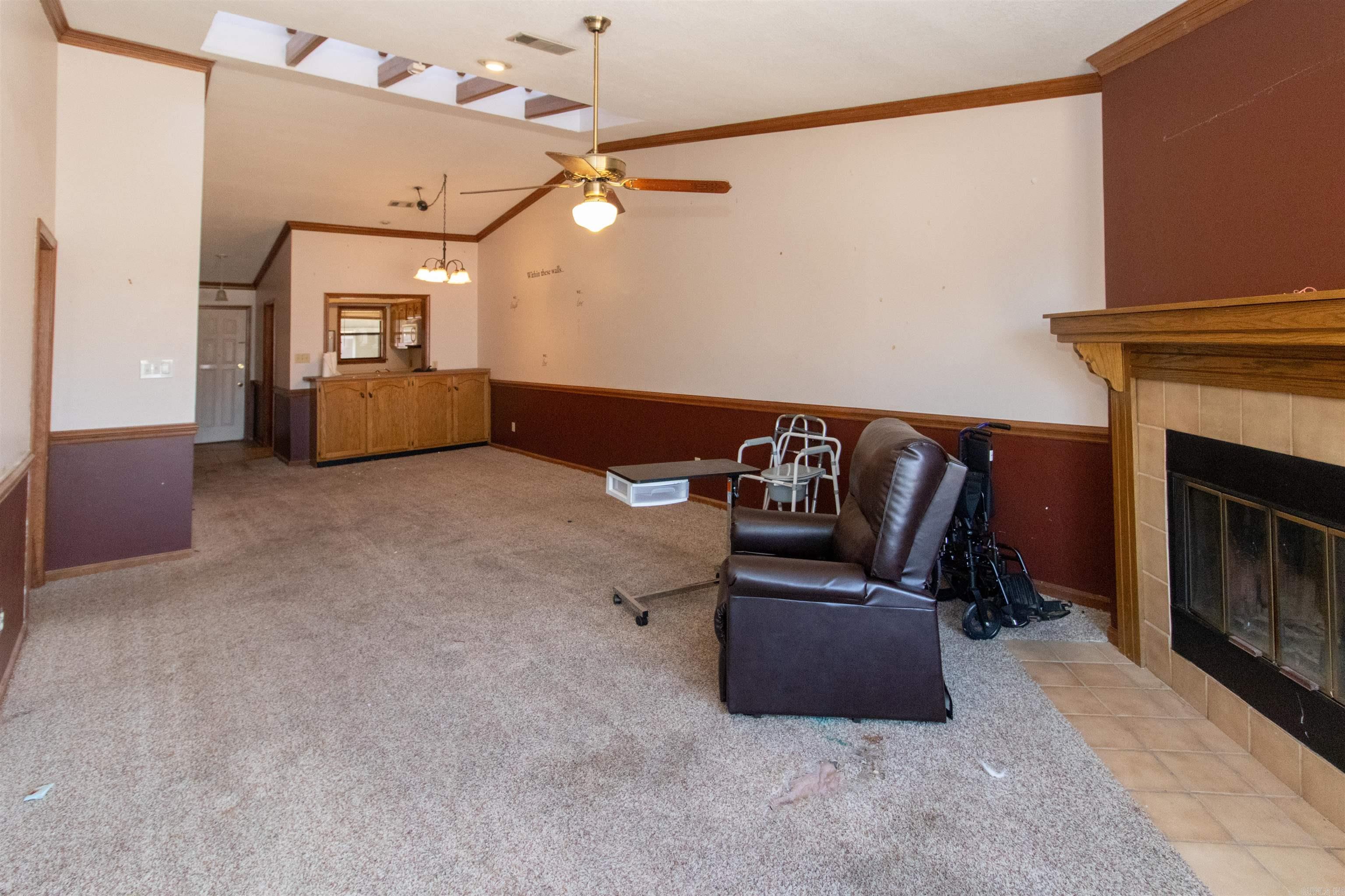 CAMBRIDGE COURT - Residential