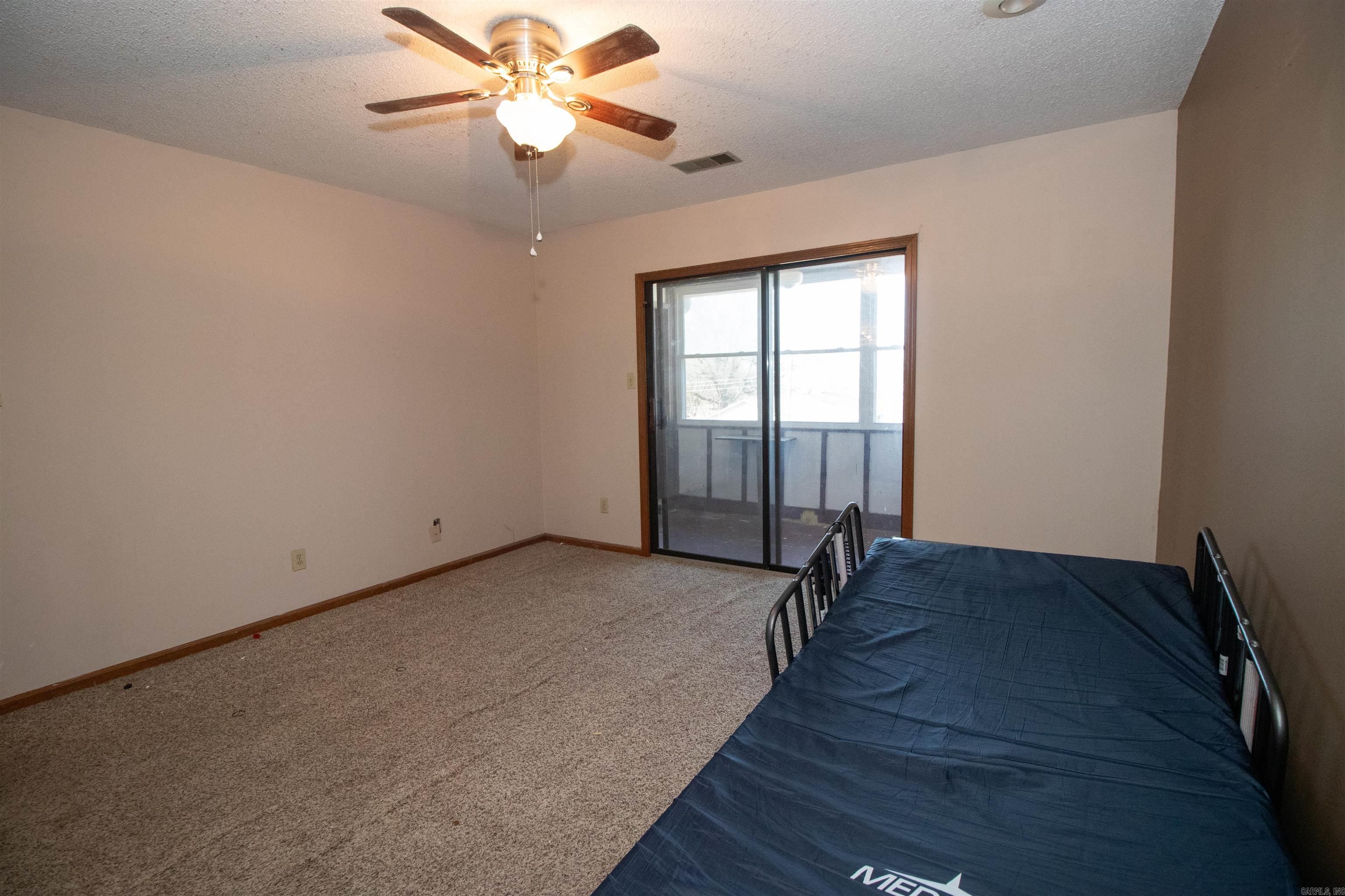 CAMBRIDGE COURT - Residential