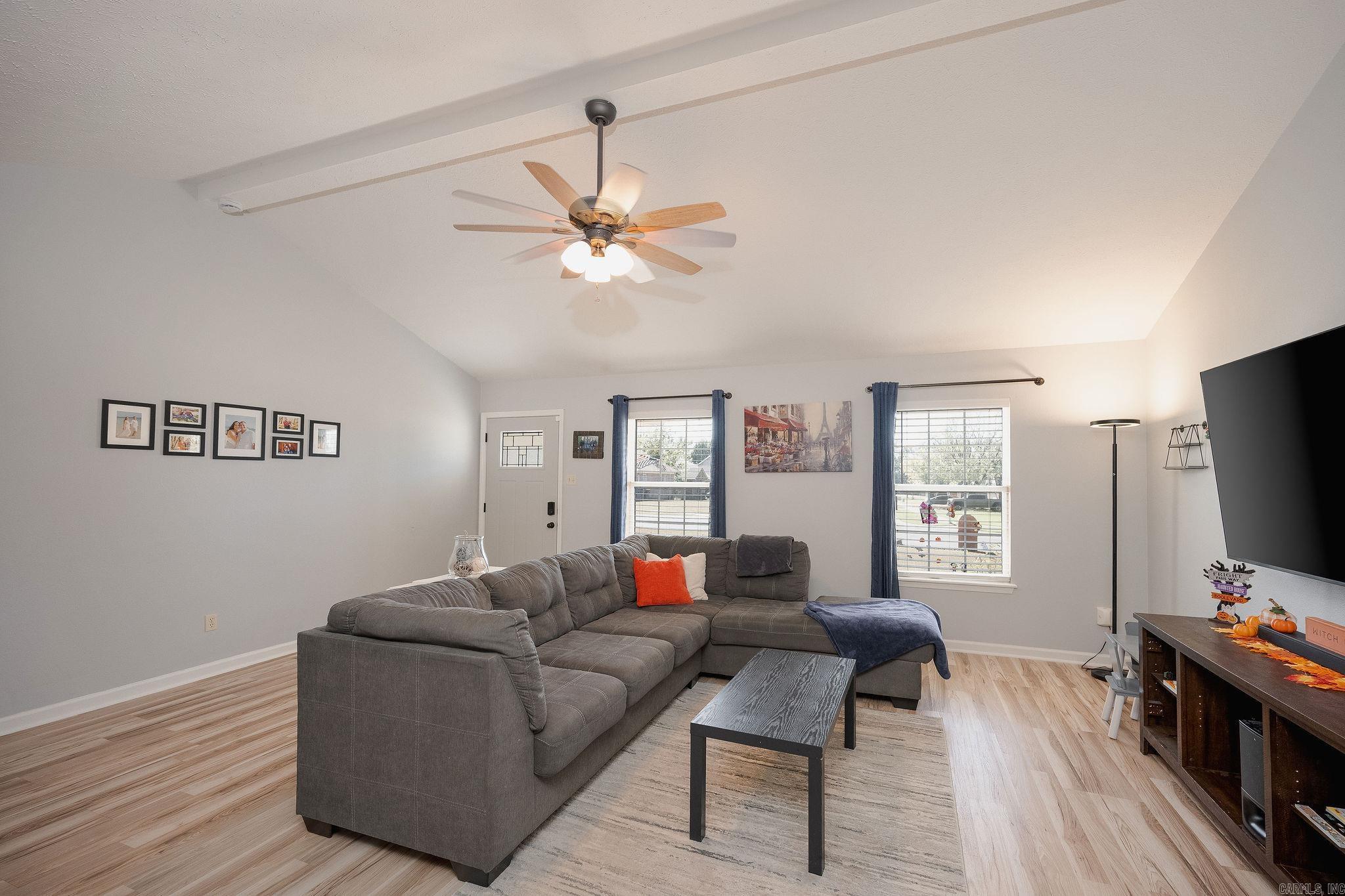 COUNTRY VILLAGE ESTATES - Residential