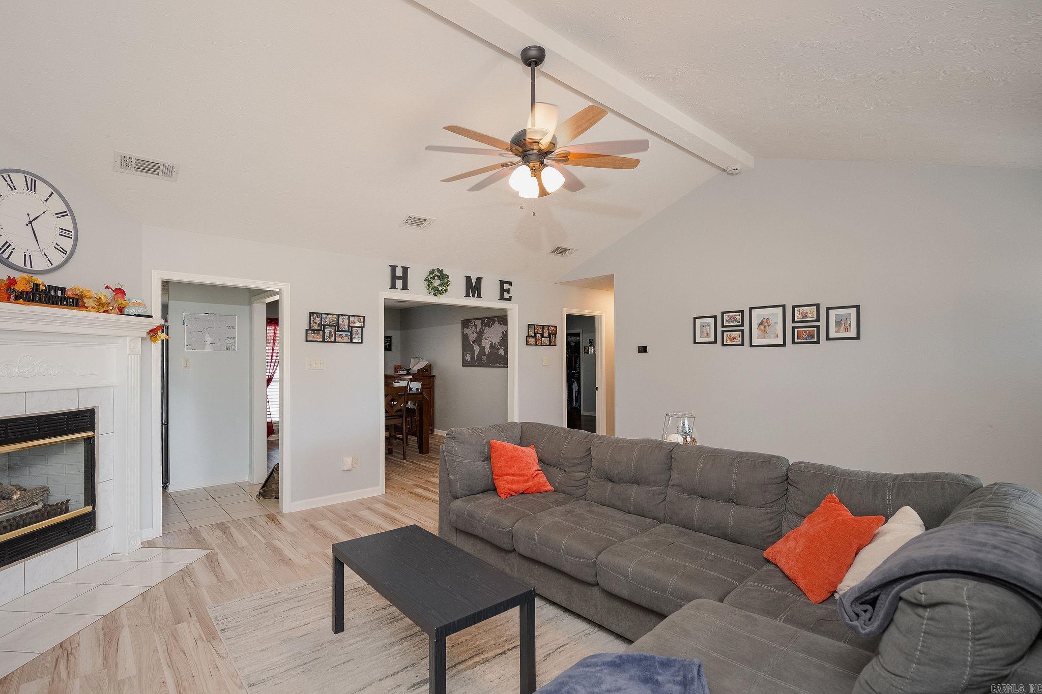 COUNTRY VILLAGE ESTATES - Residential