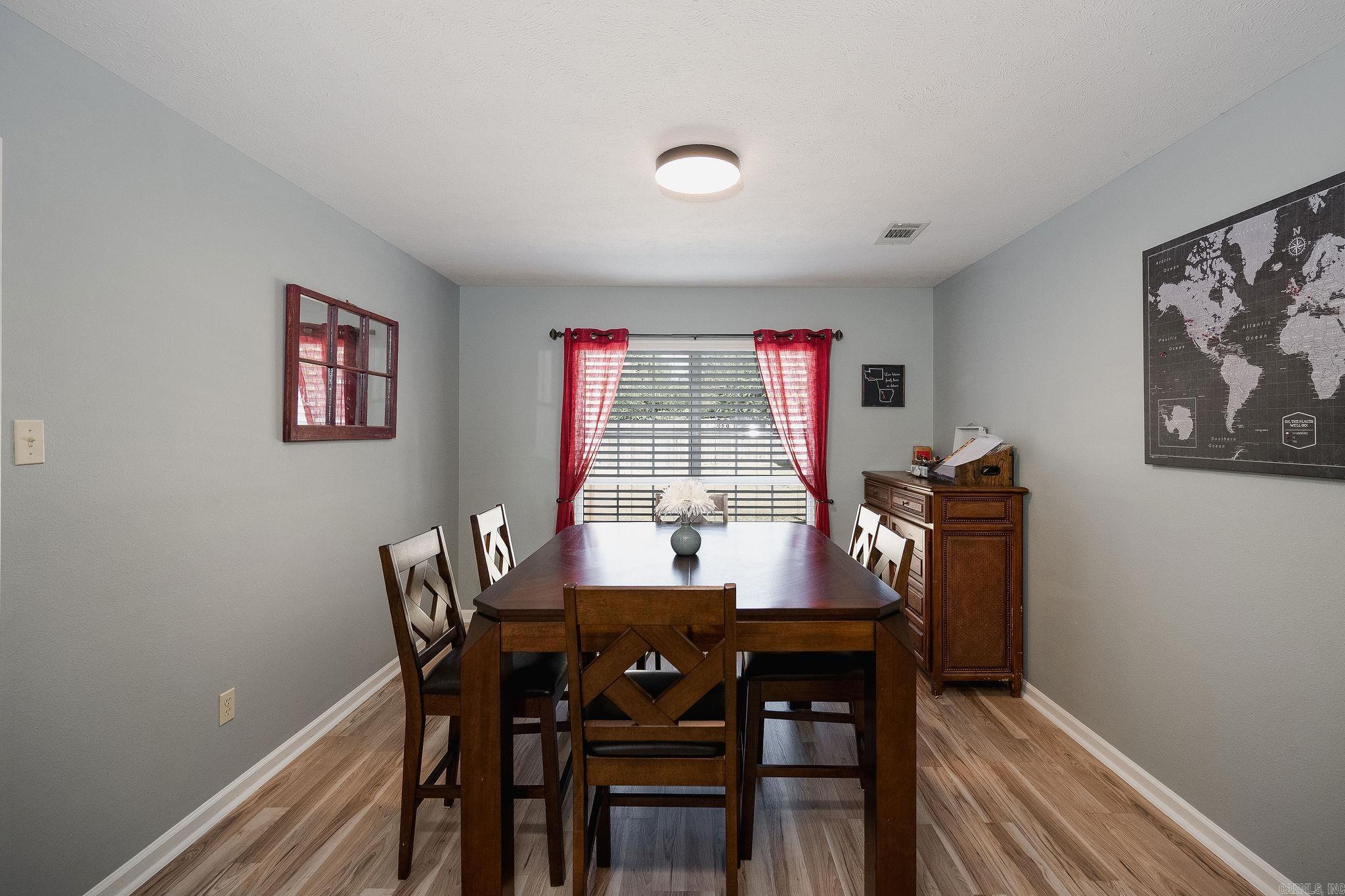 COUNTRY VILLAGE ESTATES - Residential