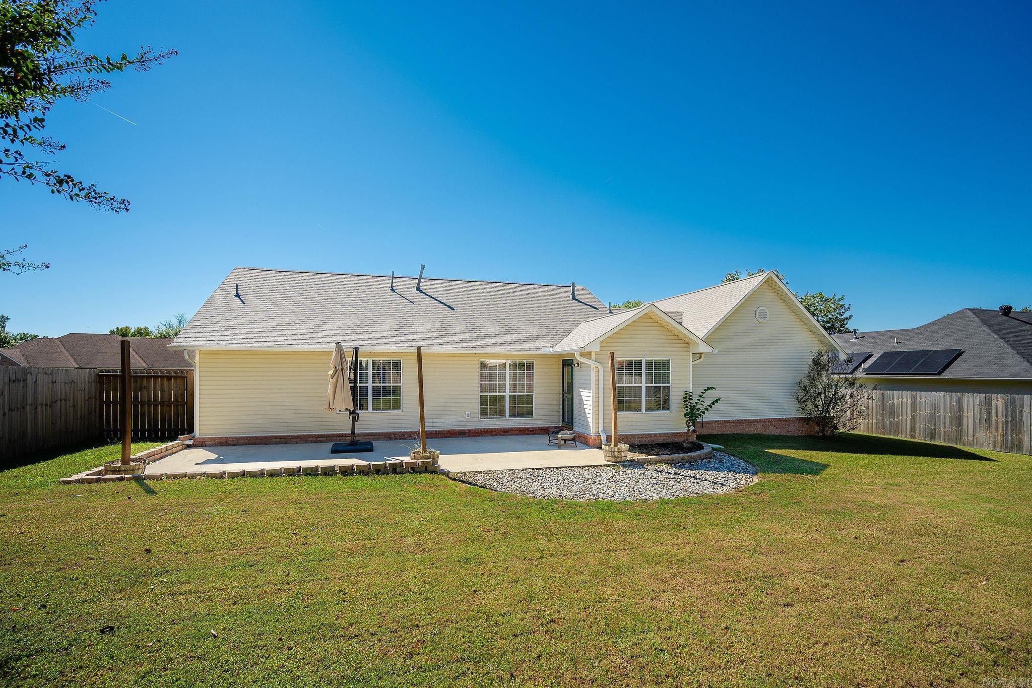 COUNTRY VILLAGE ESTATES - Residential