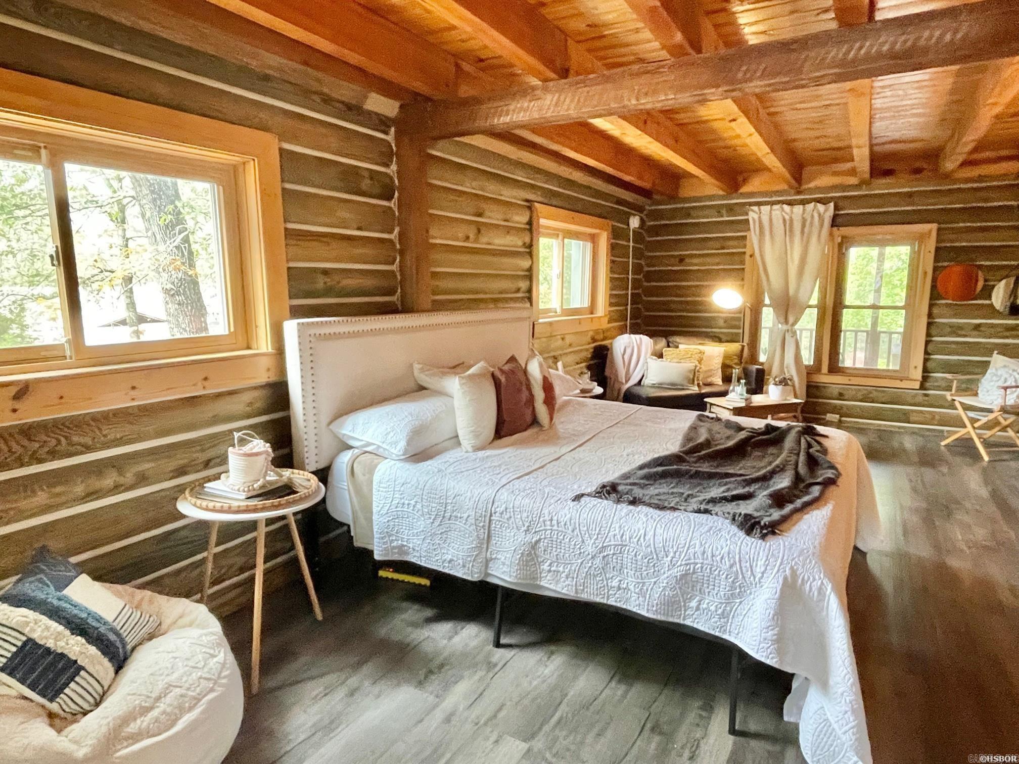 INDIAN HILLS ESTATES - Residential