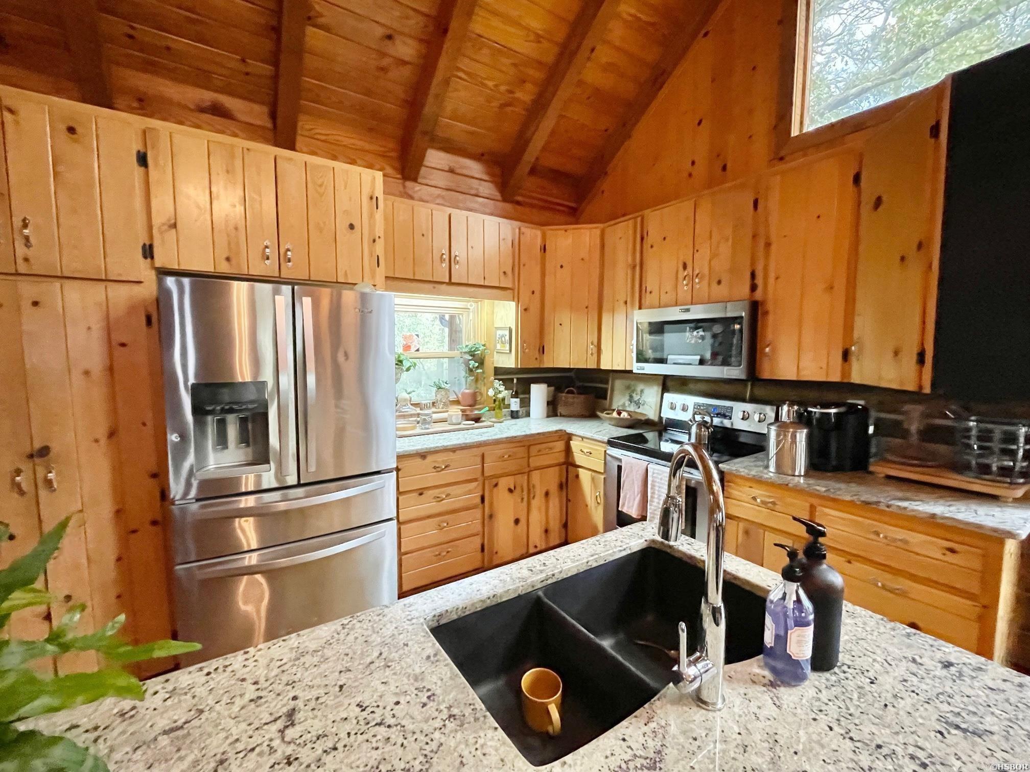 INDIAN HILLS ESTATES - Residential