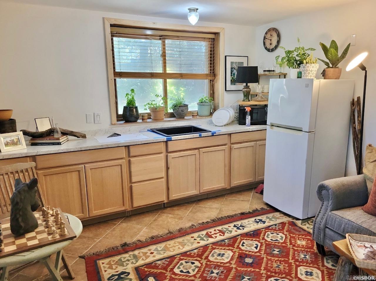 INDIAN HILLS ESTATES - Residential