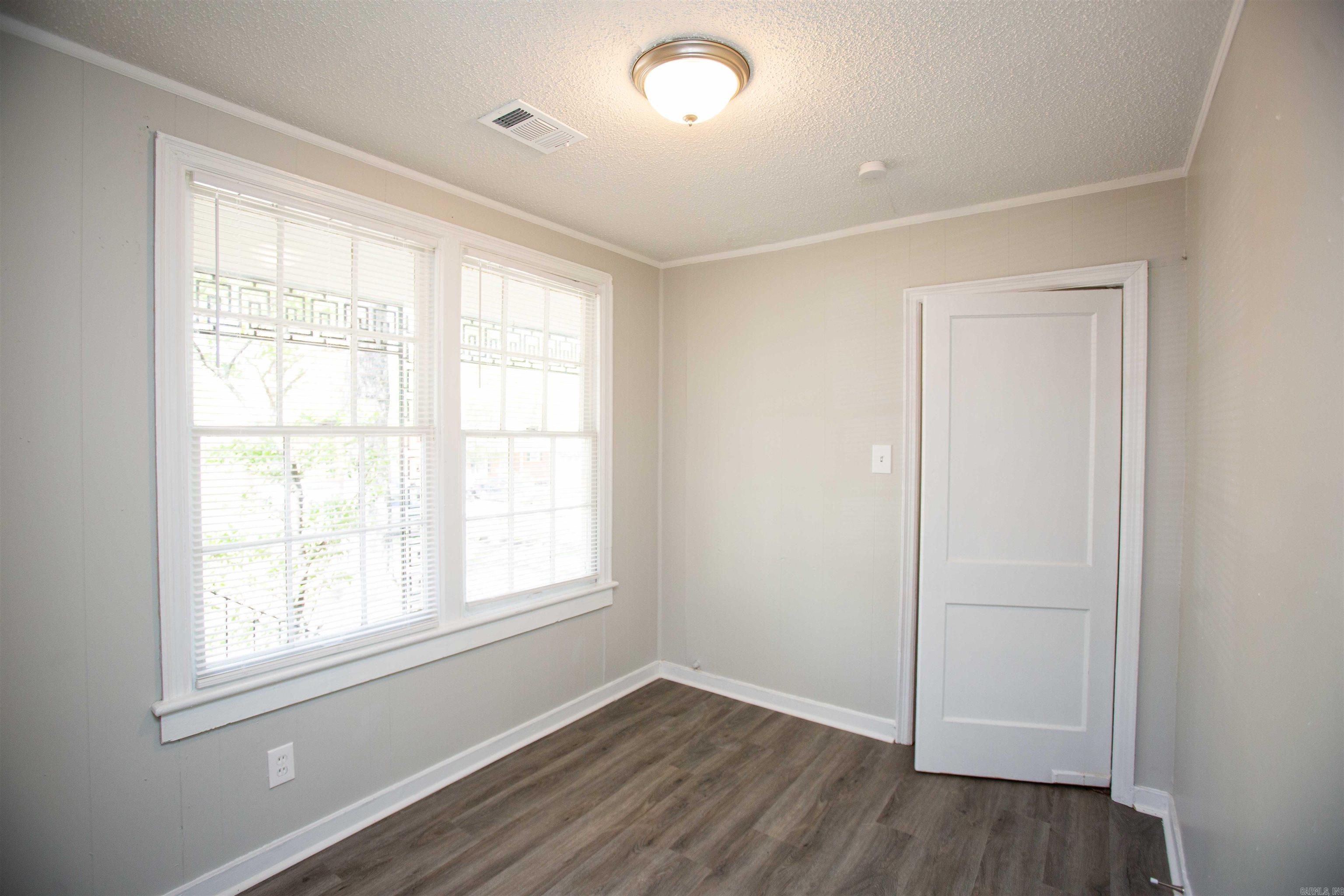 Cherry & Cox - Residential Lease