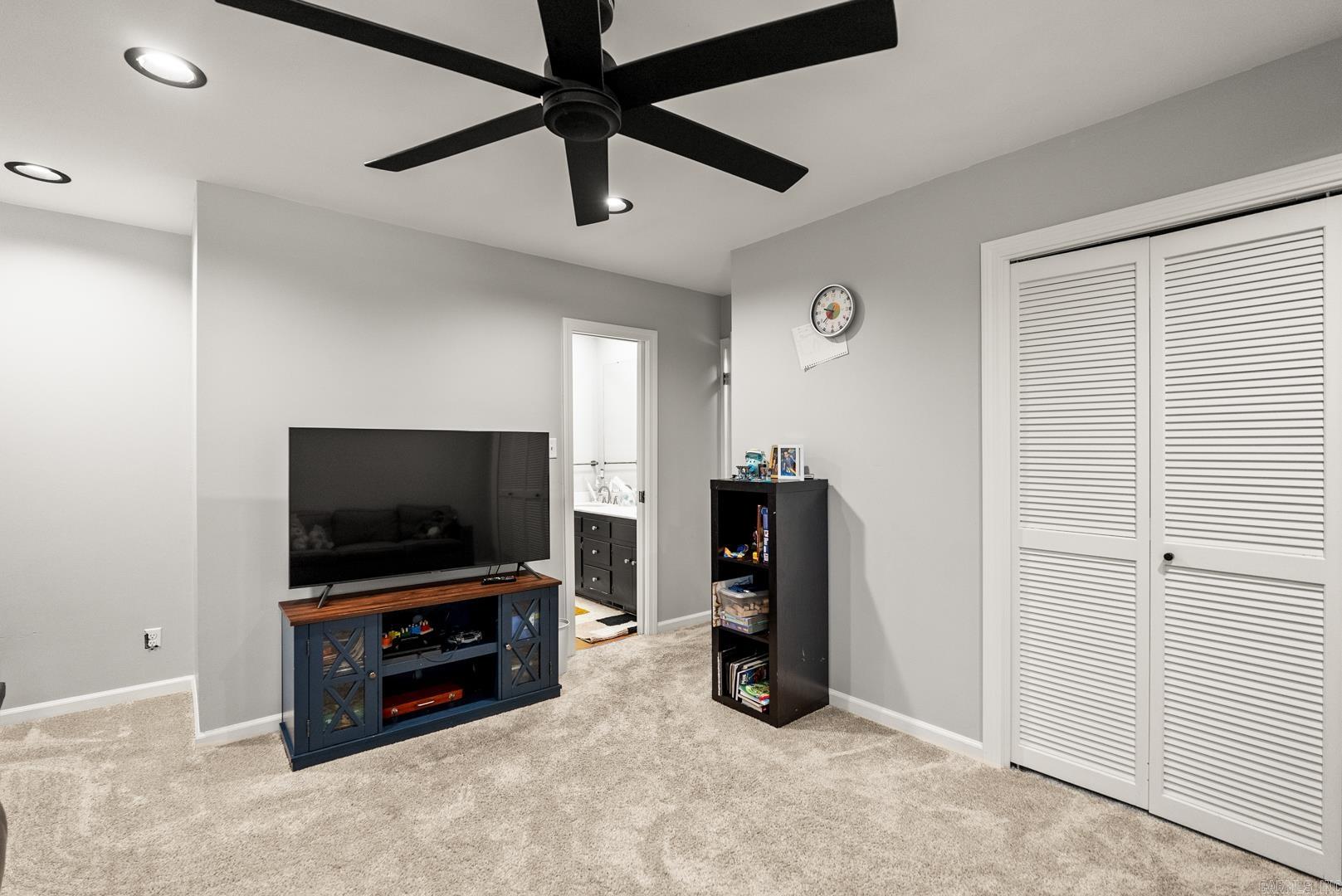 COUNTRY CLUB ADD - Residential