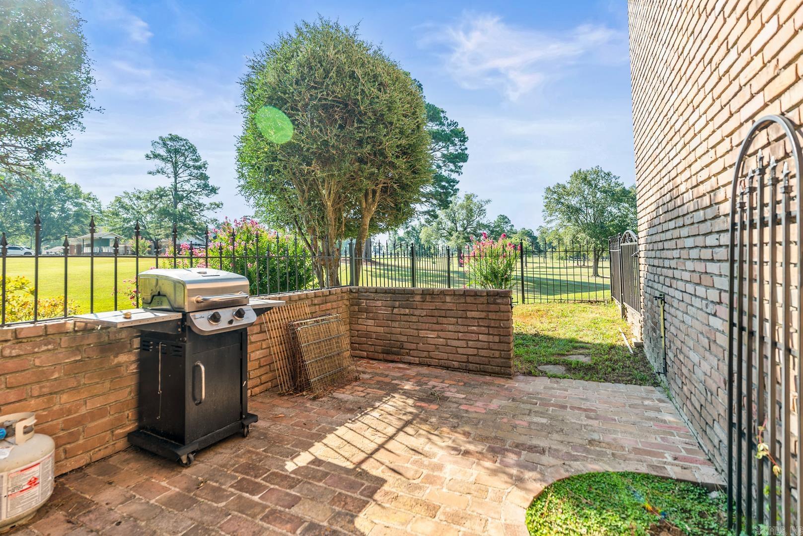 COUNTRY CLUB ADD - Residential