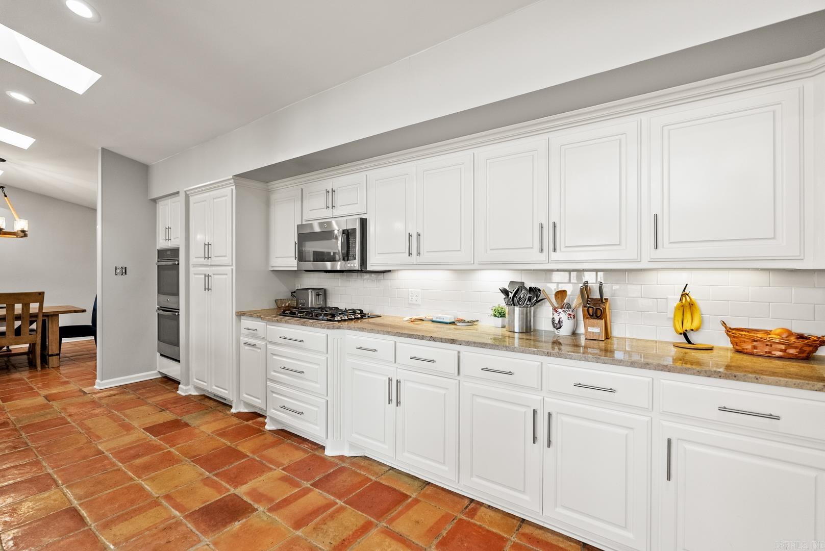 COUNTRY CLUB ADD - Residential