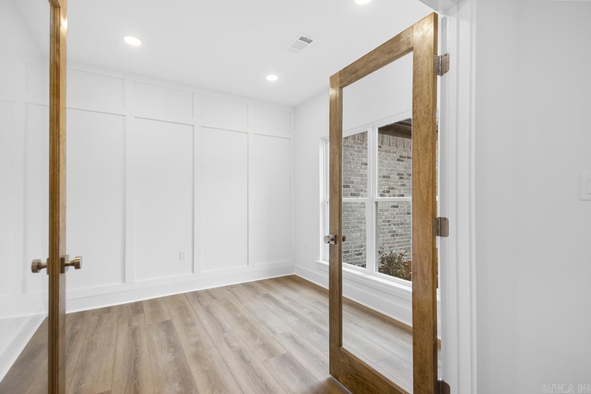 SILVER SPRINGS PH VIII - Residential