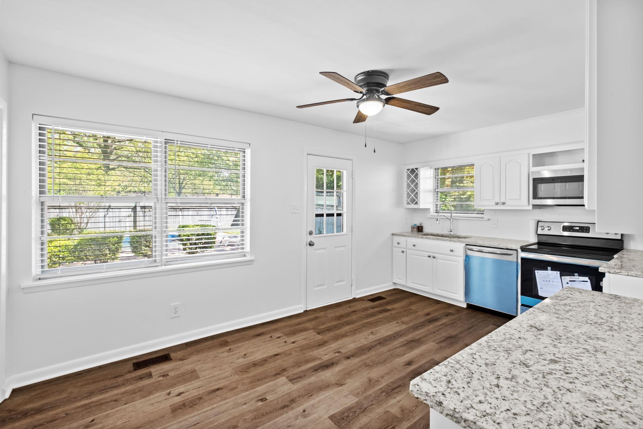 INDIAN HILLS - Residential