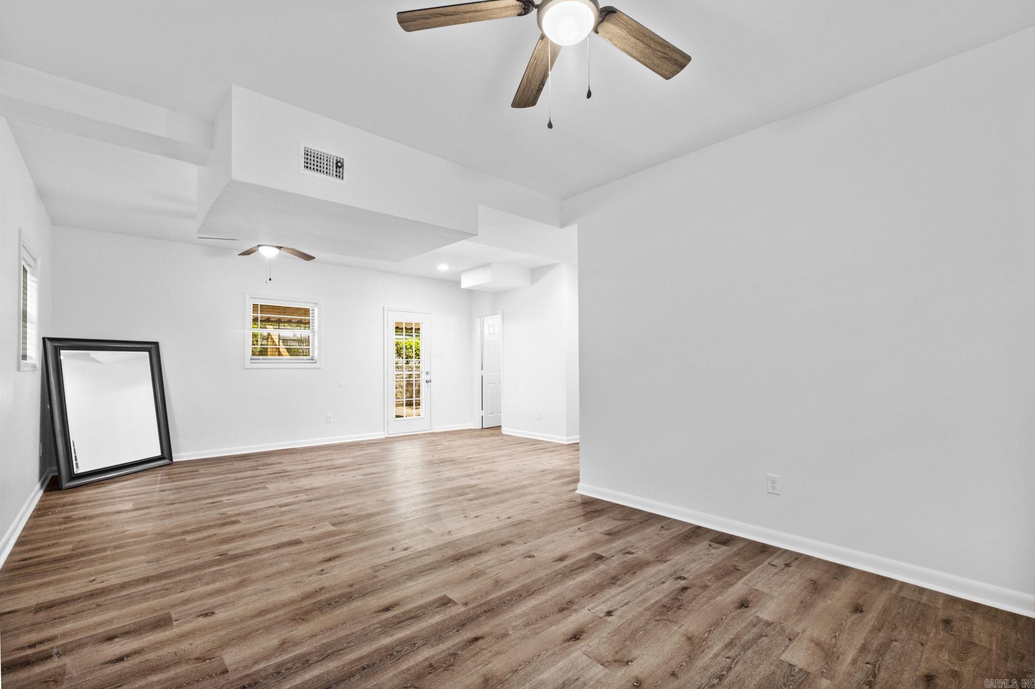 INDIAN HILLS - Residential